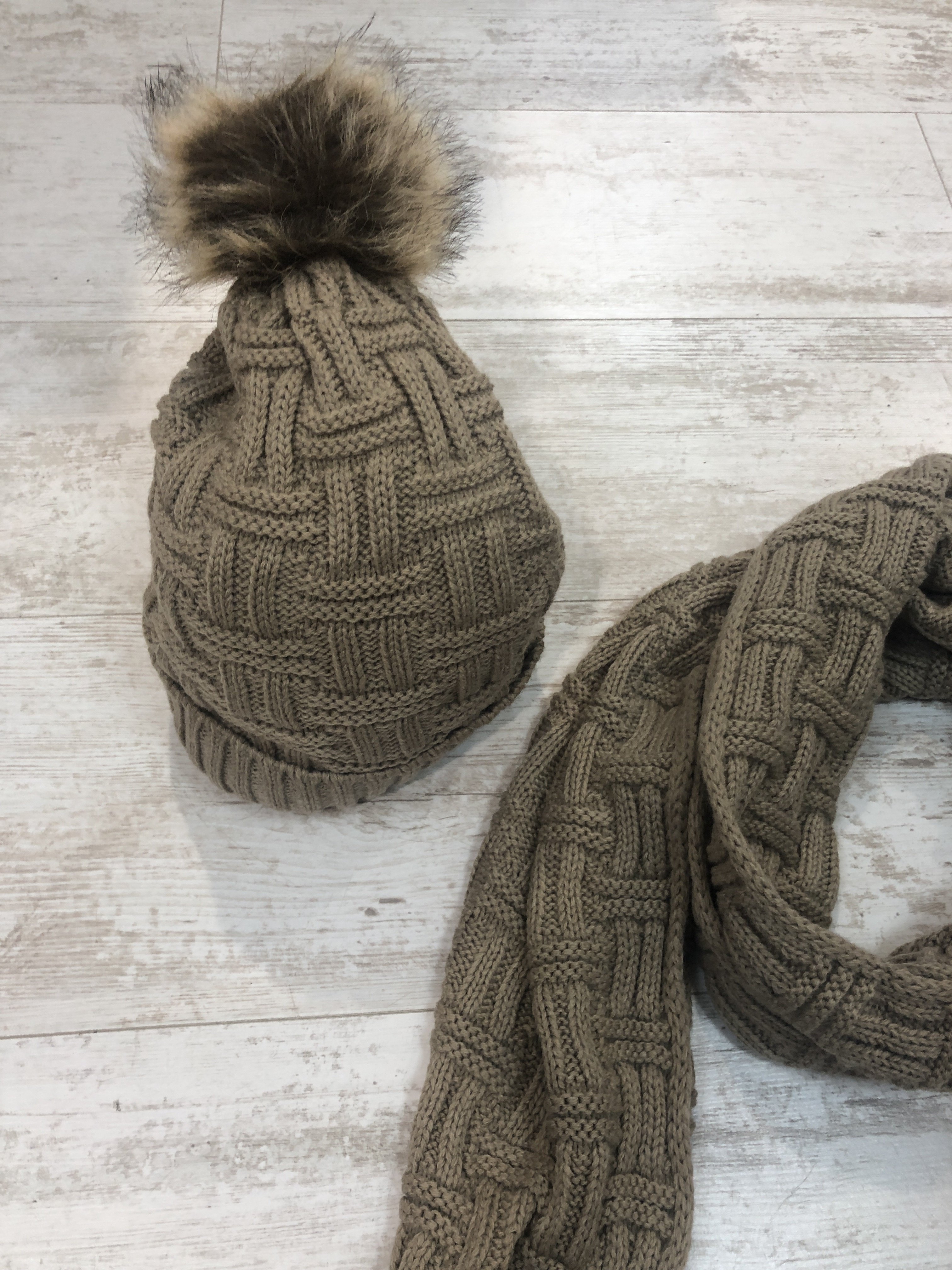 Hat And Scarf Set camel