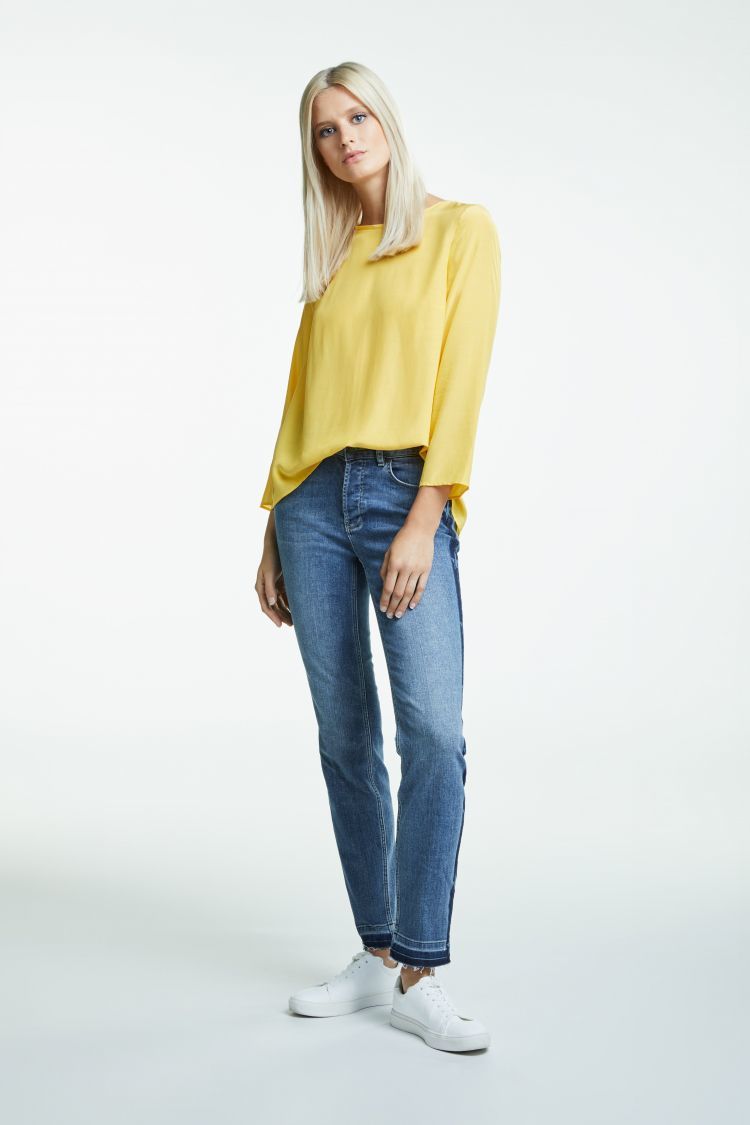 Yellow Top with 3/4 Sleeves and Dipped Hem OUITOPYEL