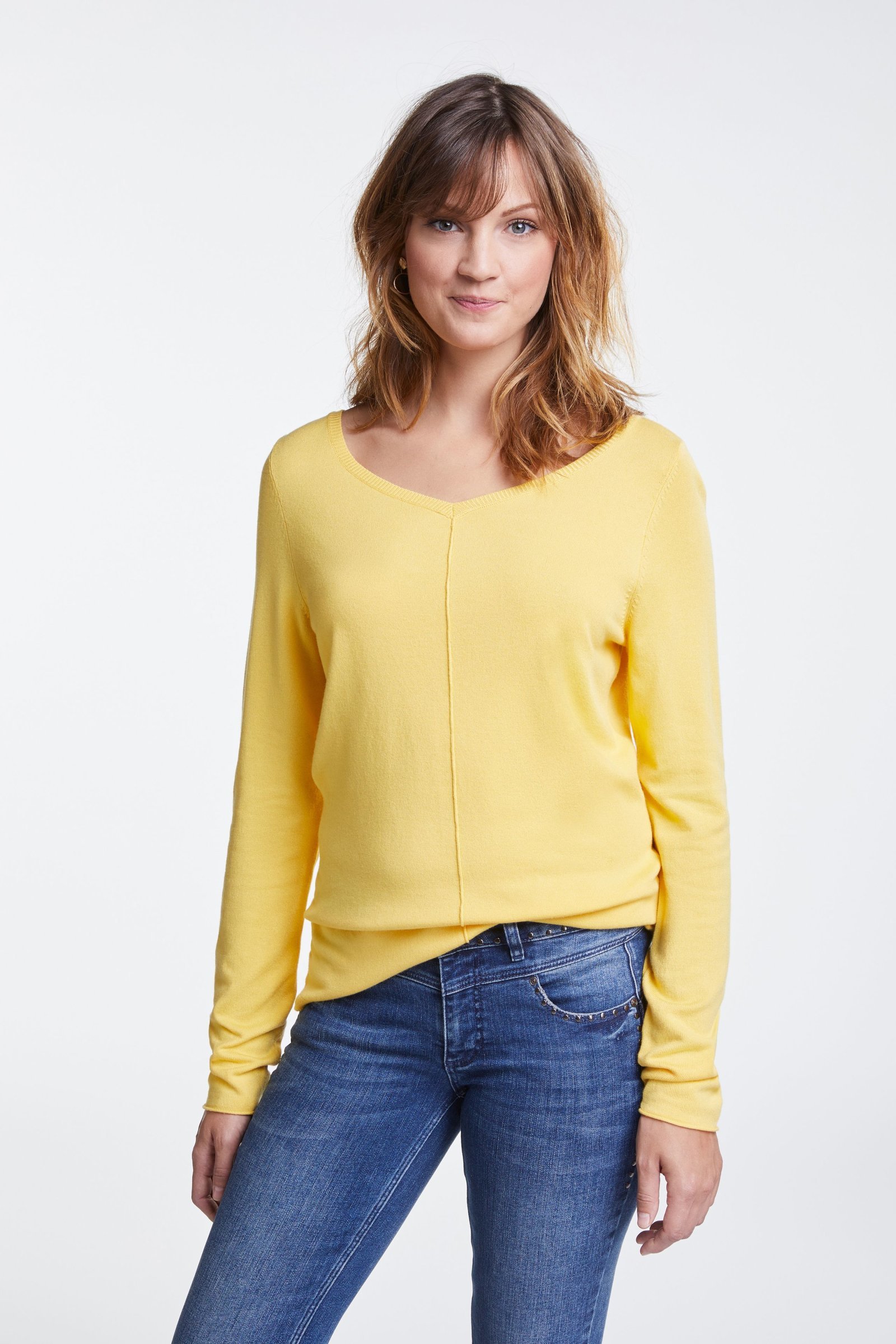 Yellow Elegant Knitted Sweater