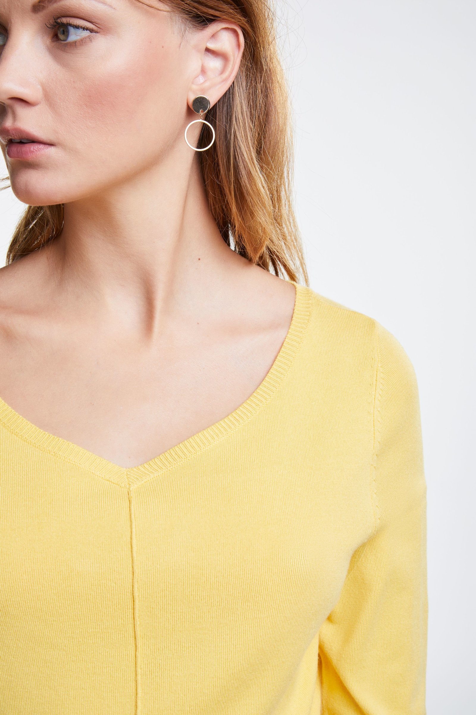 Yellow Elegant Knitted Sweater