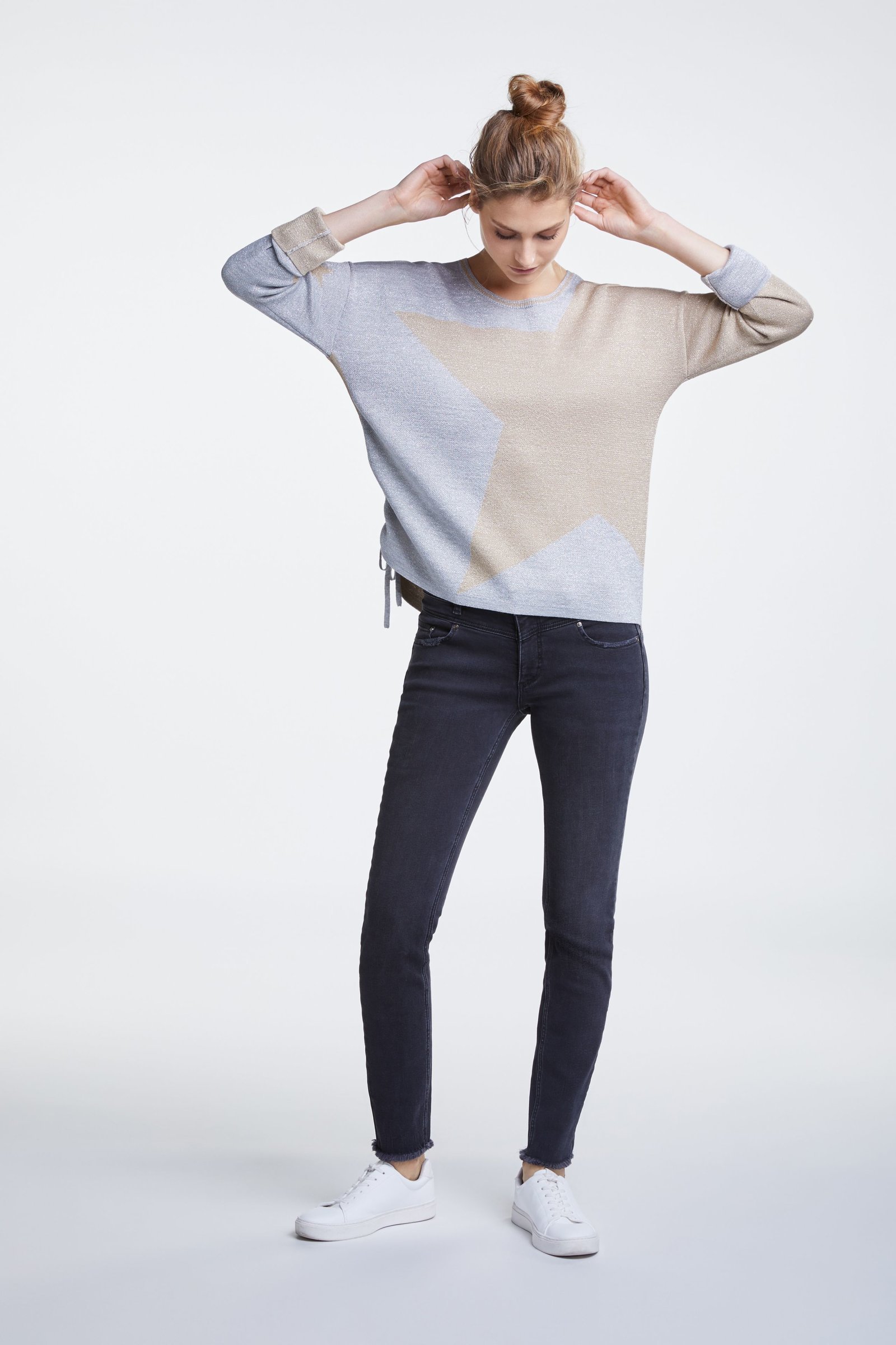 Fine Knit Sweater with Glittery Stars
