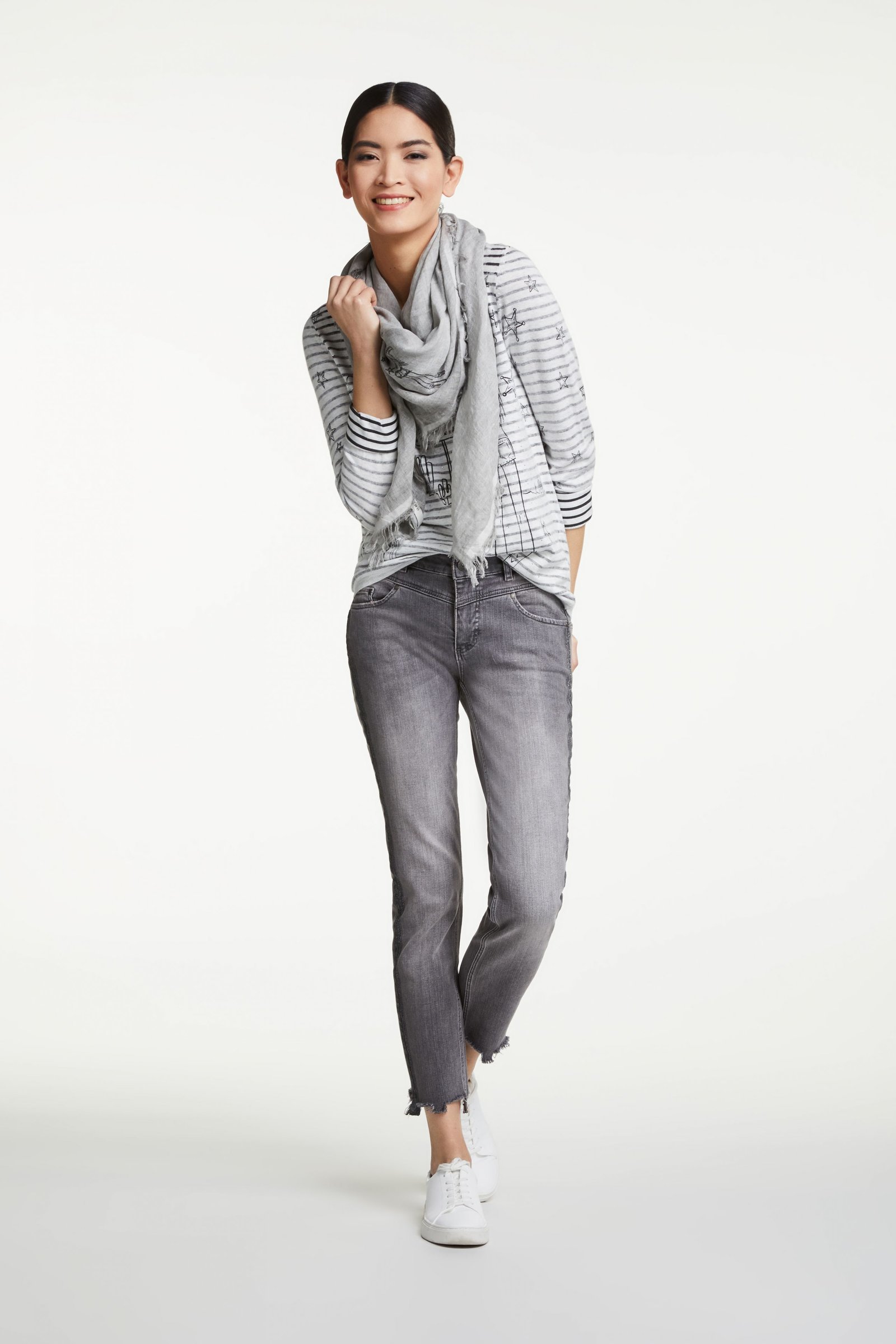 Lola Sweater with Western Theme