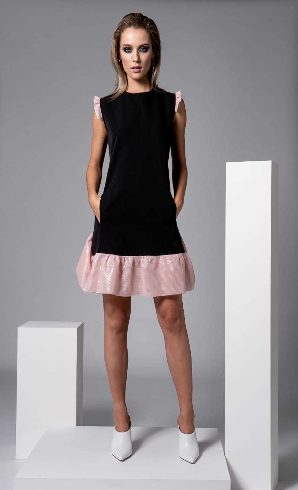 Lopez Dress in Black with Pale Pink Trims CARKKSISLOPEZ