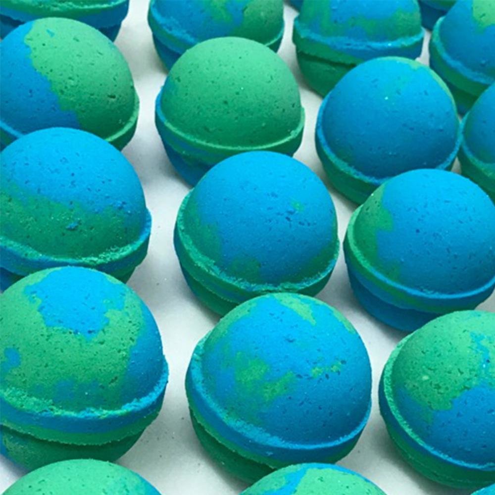 Mermaid Kiss Bath Bomb - 5oz 611190241625