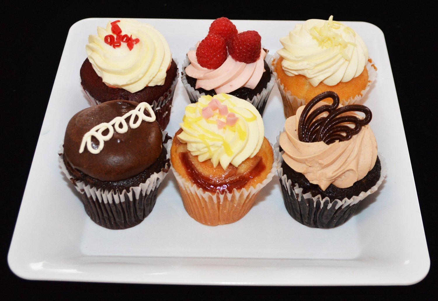 6 pack Variety Cupcakes 6 pack Variety Cupcakes