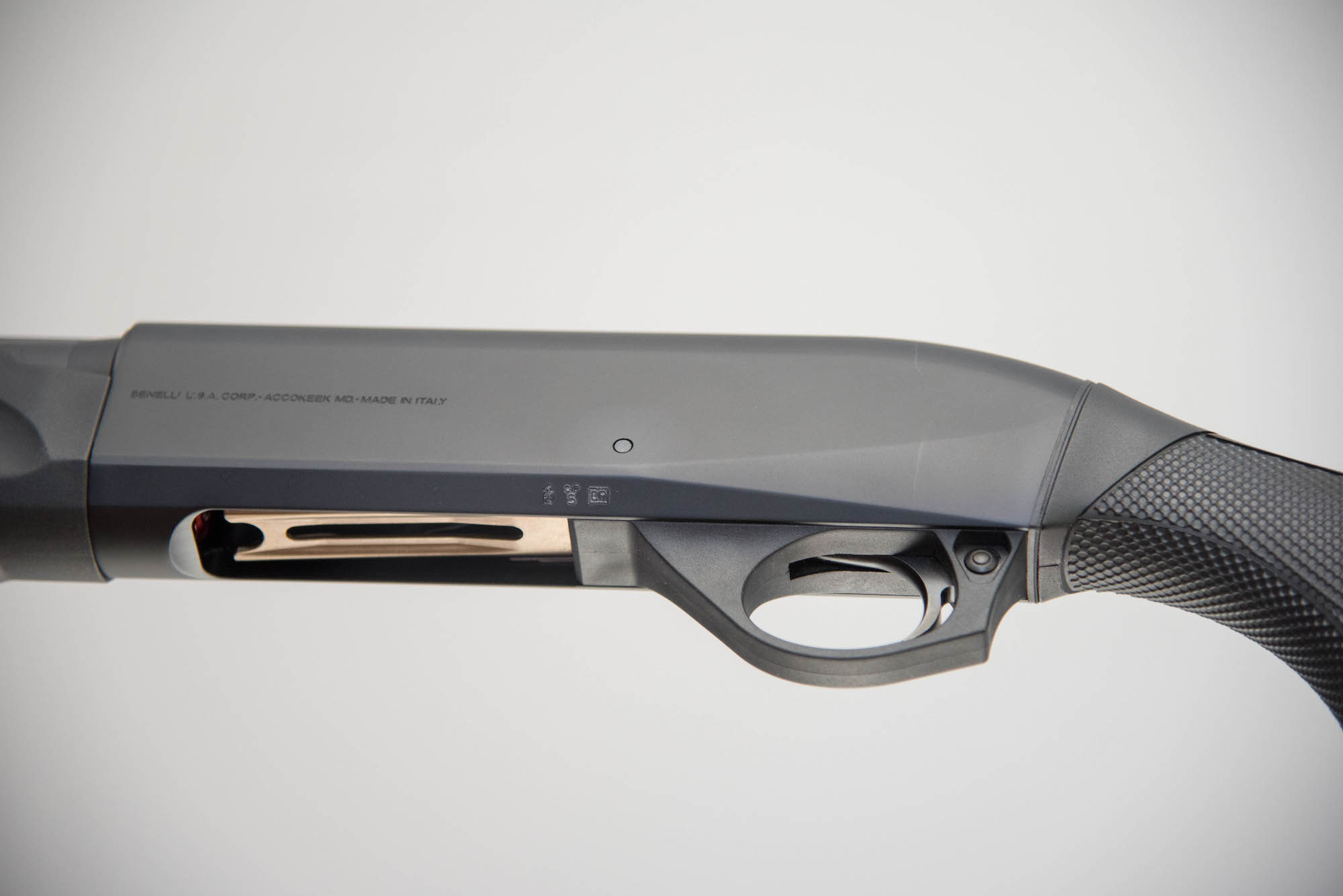 Benelli M2 Field 12GA 26" w/ Magazine Extension