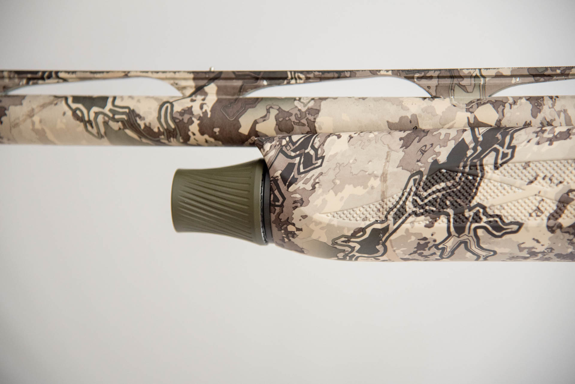 Fabarm XLR Waterfowler True Timber Viper 12GA 28"