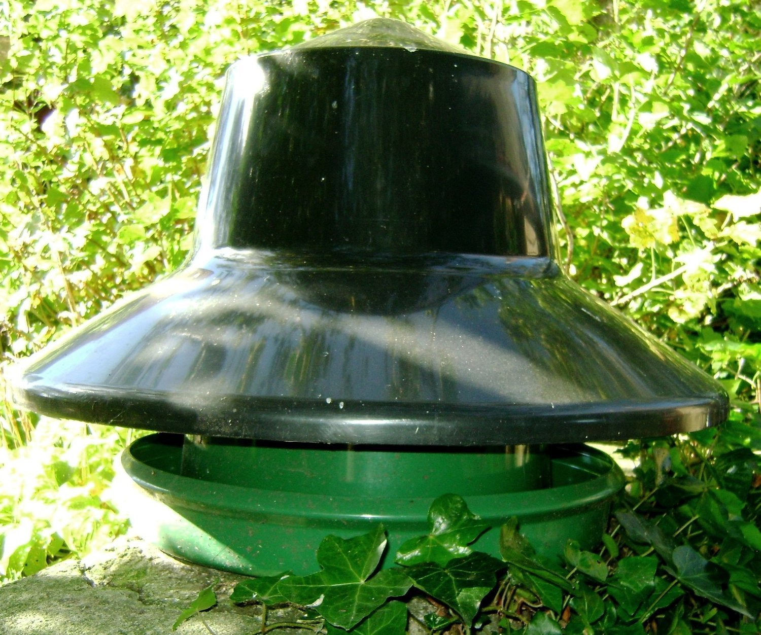King Outdoor Poultry Feeder 25kg