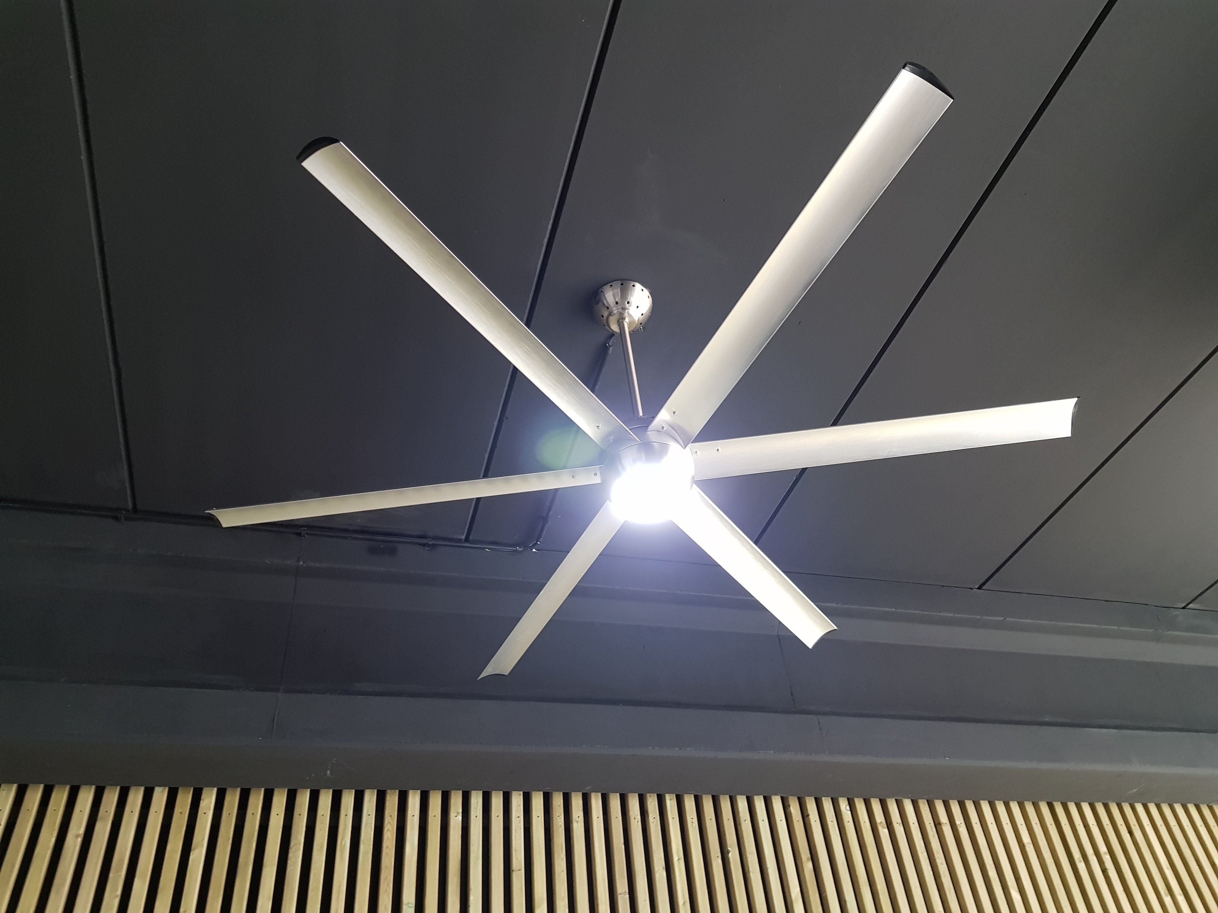 AIRLUX