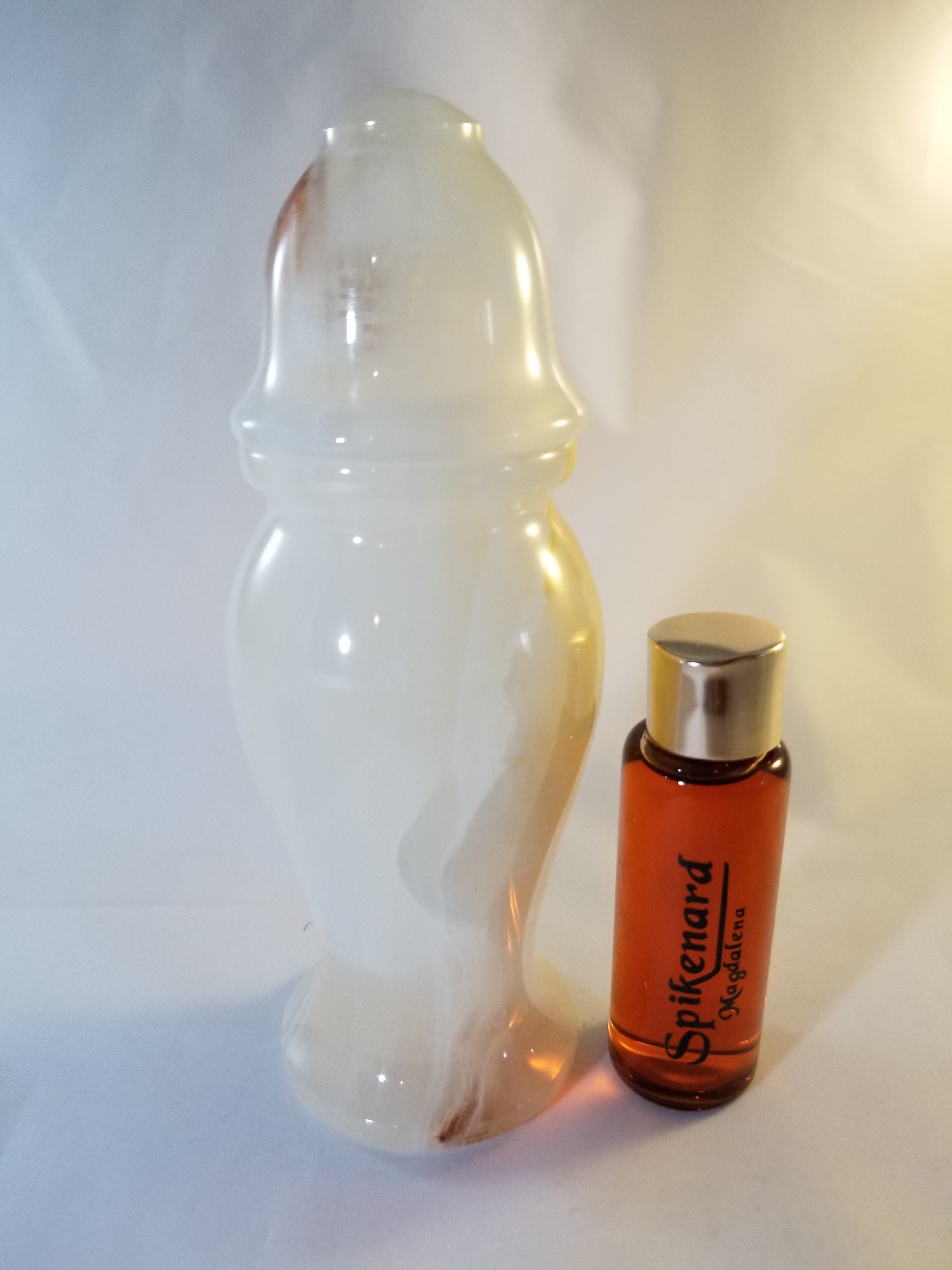 Alabaster Box 8" with 0.9 oz Spikenard Oil