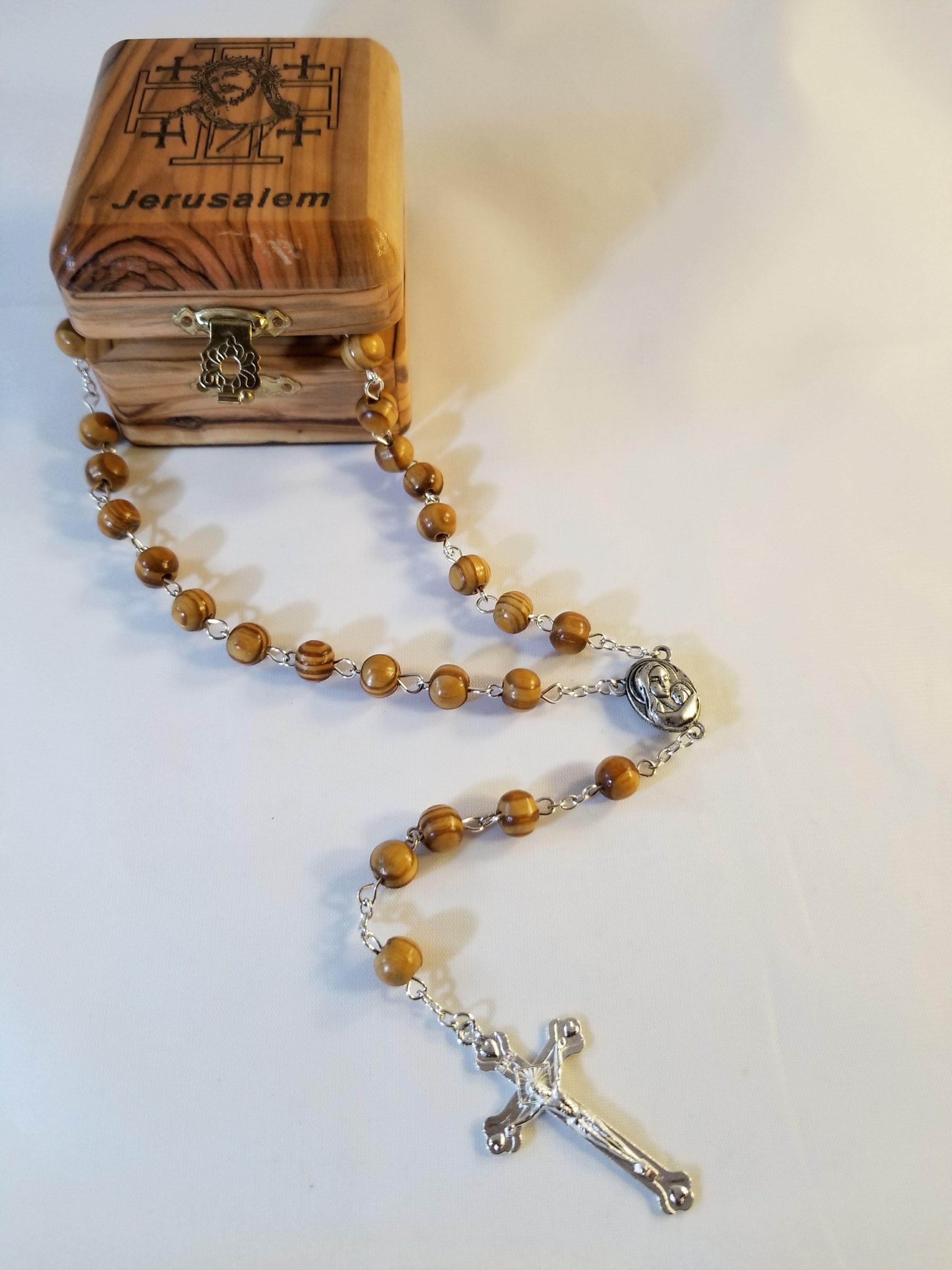 Bethlehem Olive Wood Jewelry Box with Rosary 00064