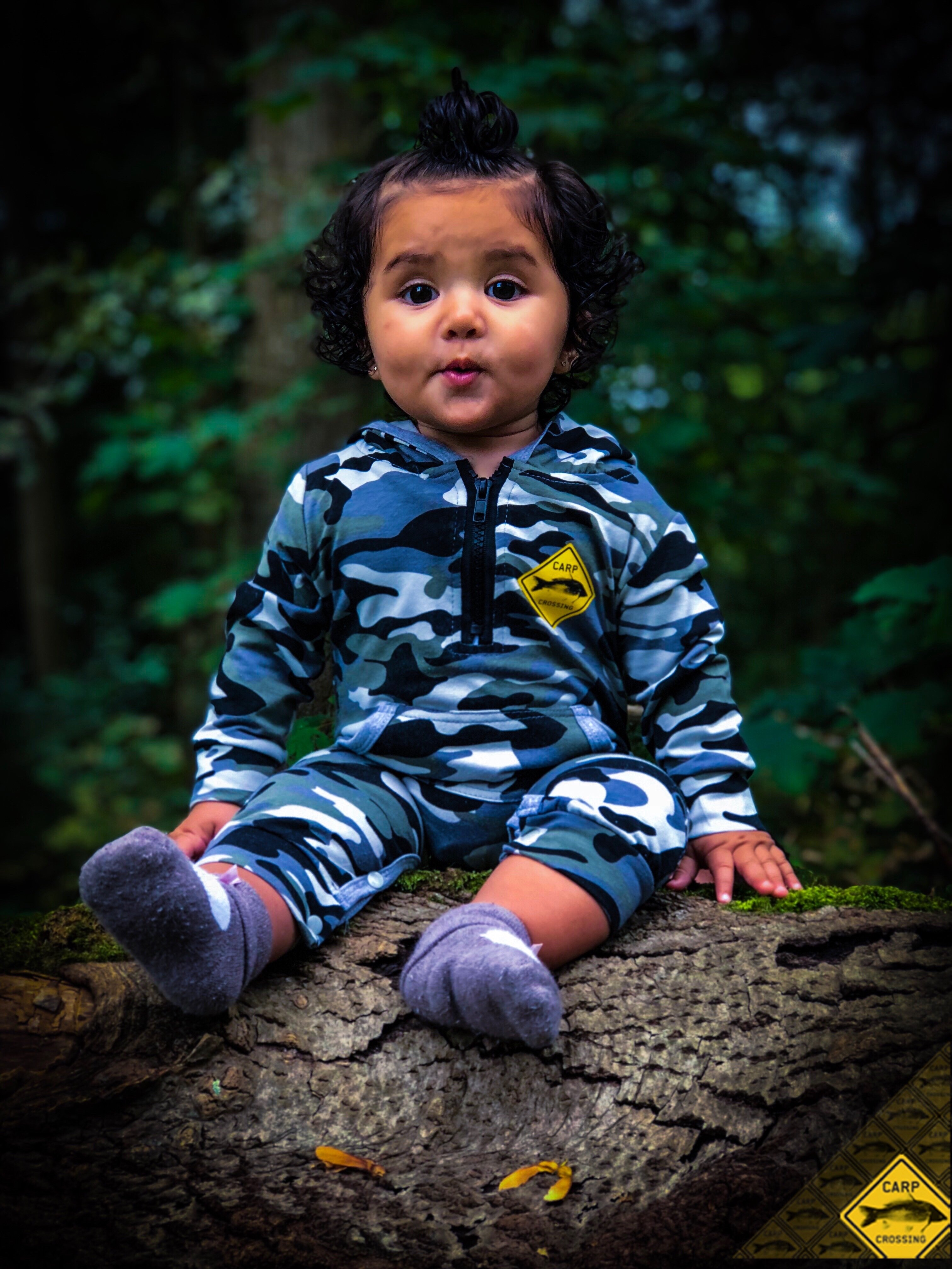 Carpcrossing baby & kids camo long sleeve Onesie 00023