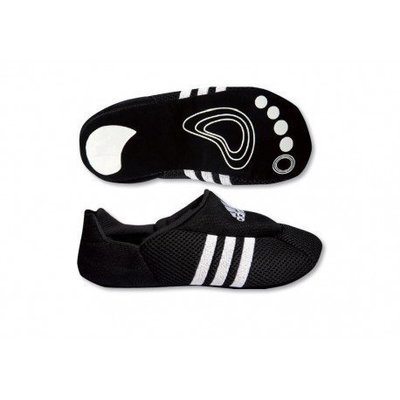 SAPATILHAS ADIDAS ARTES MARCIAIS INDOOR BRANCO E PRETO