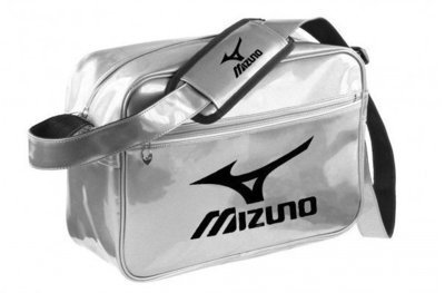 SACO MIZUNO LOGO PRATA E PRETO