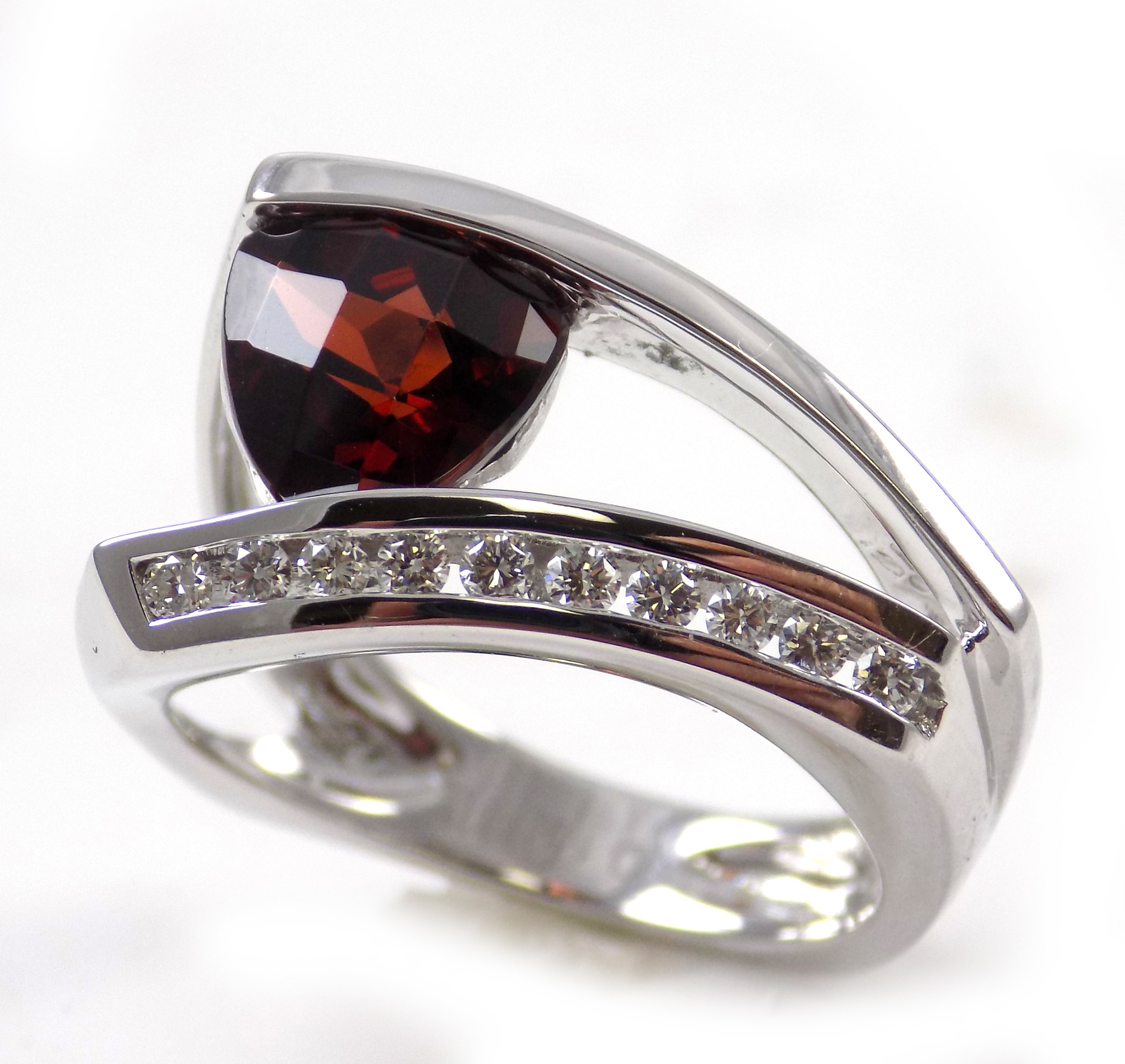 14K White Gold Garnet and Diamond Fashion Ring 200-01721