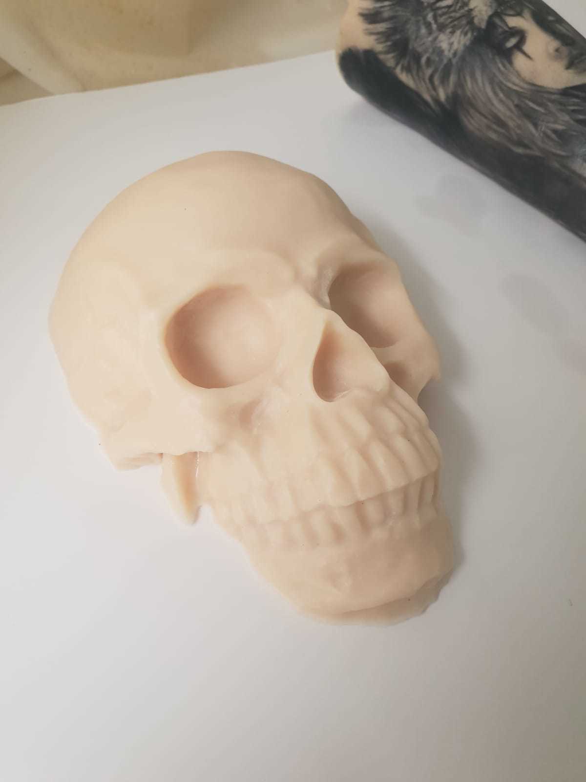 Reelskin tattooable skull £39.99