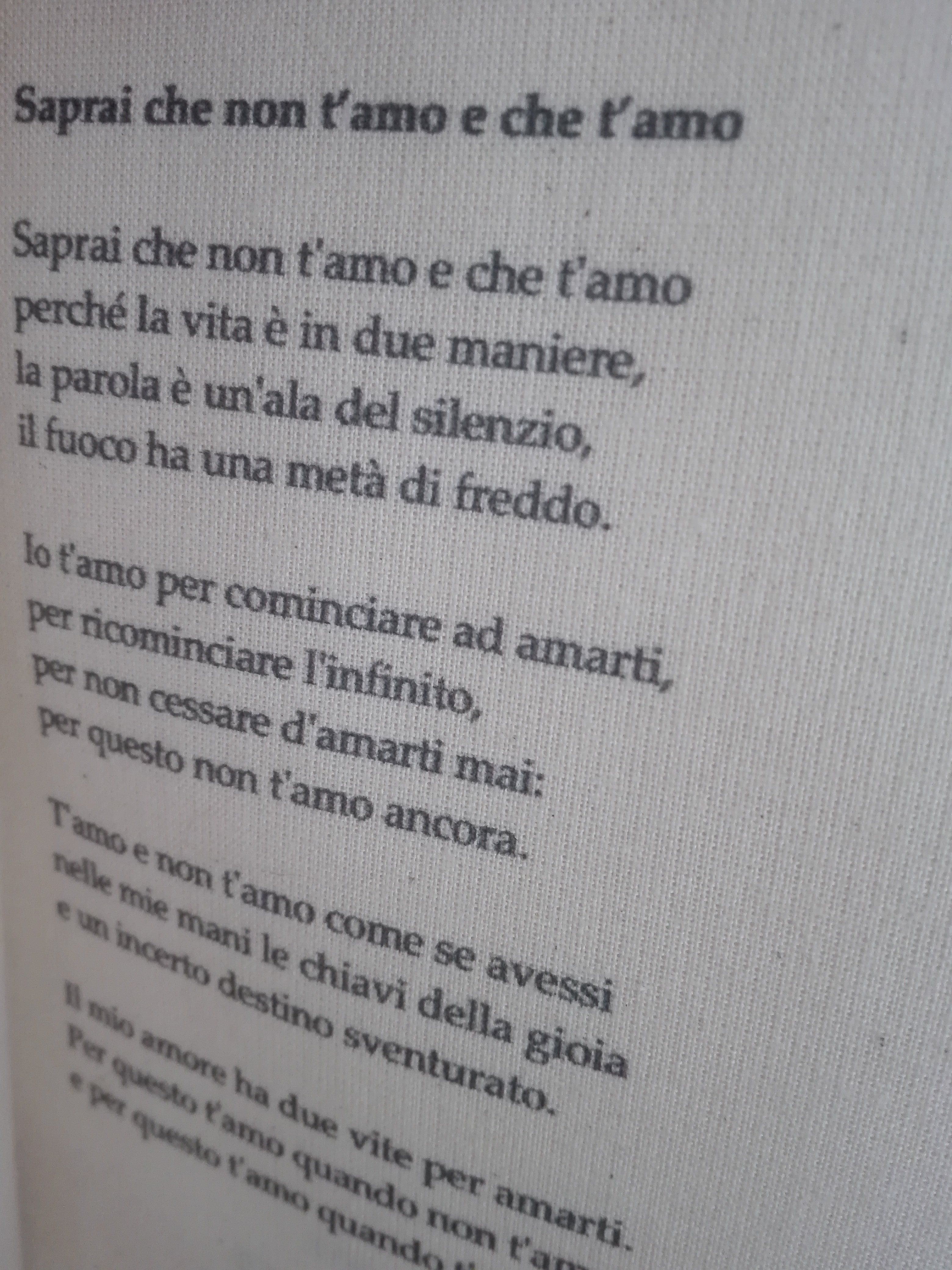 Poesie d'amore. Tutto iniziò con Laura
