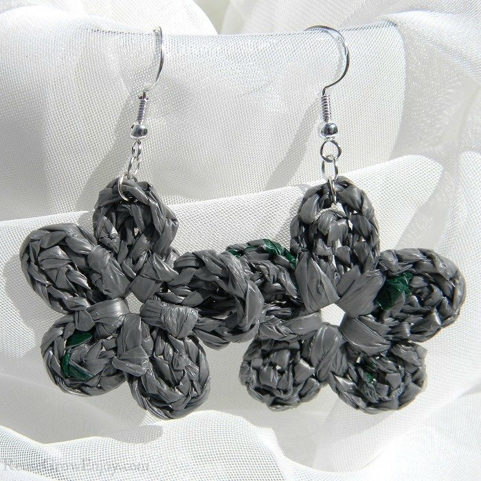 Large Gray With Dark Green Flecks Crochet Flower Upcycled Bag Earrings C-456-Gray