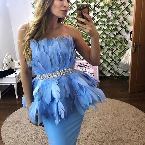 Corset cu pene si fusta 00010