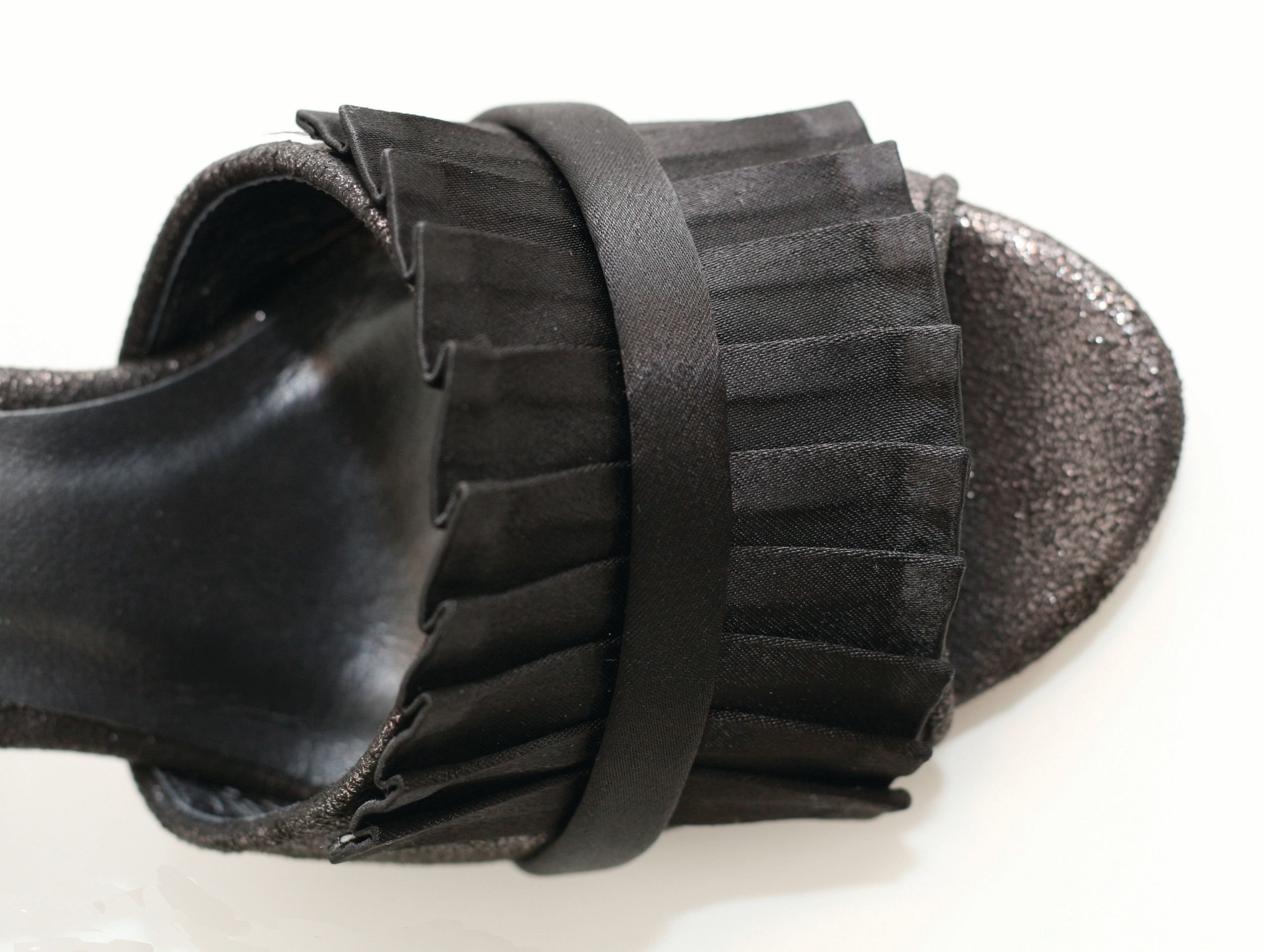 Chelsea Black Satin/Pewter - Detail Chelsea Black Satin/Pewter - Detail
