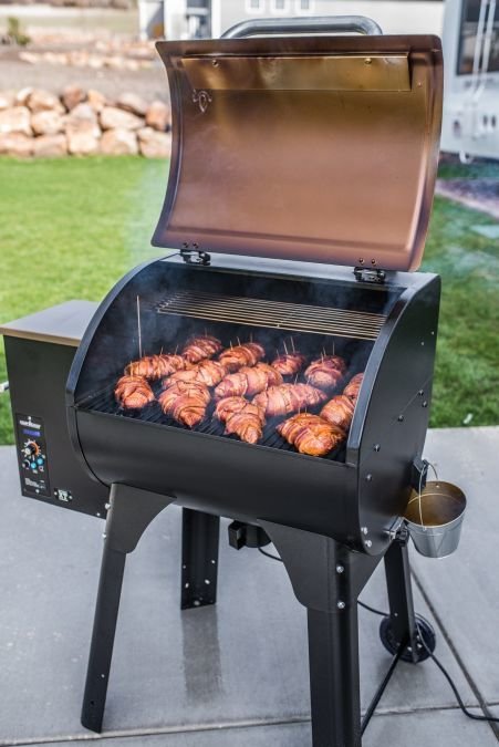 Camp Chef Smokepro XT 24 Pellet Grill - Bronze