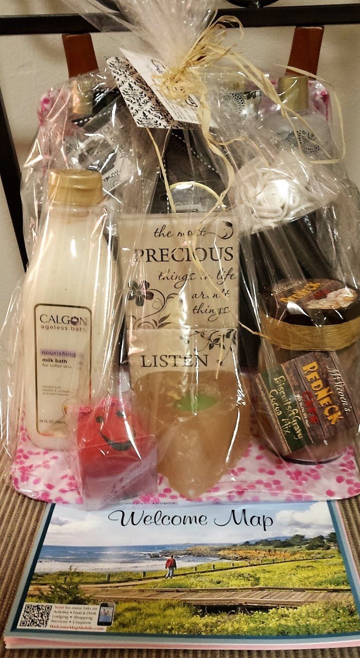 CUSTOM GIFT BASKET