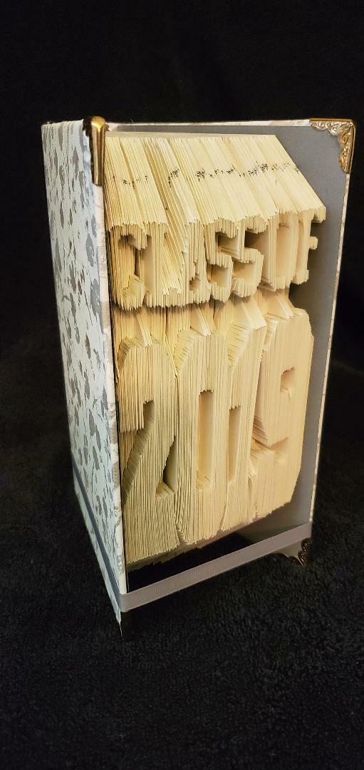 Class of 2019 cut & fold book 00030
