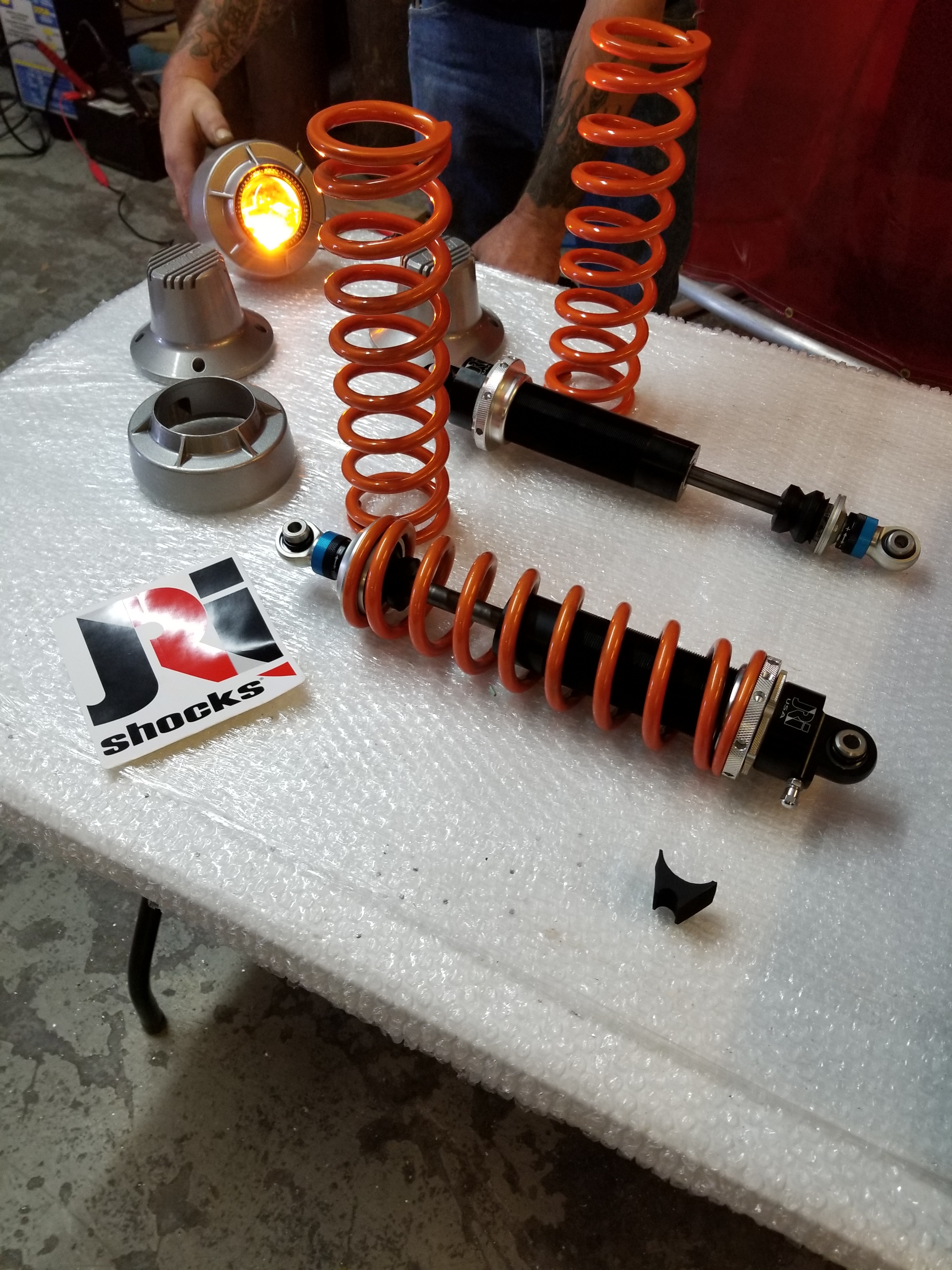 JRI Clicker front shocks