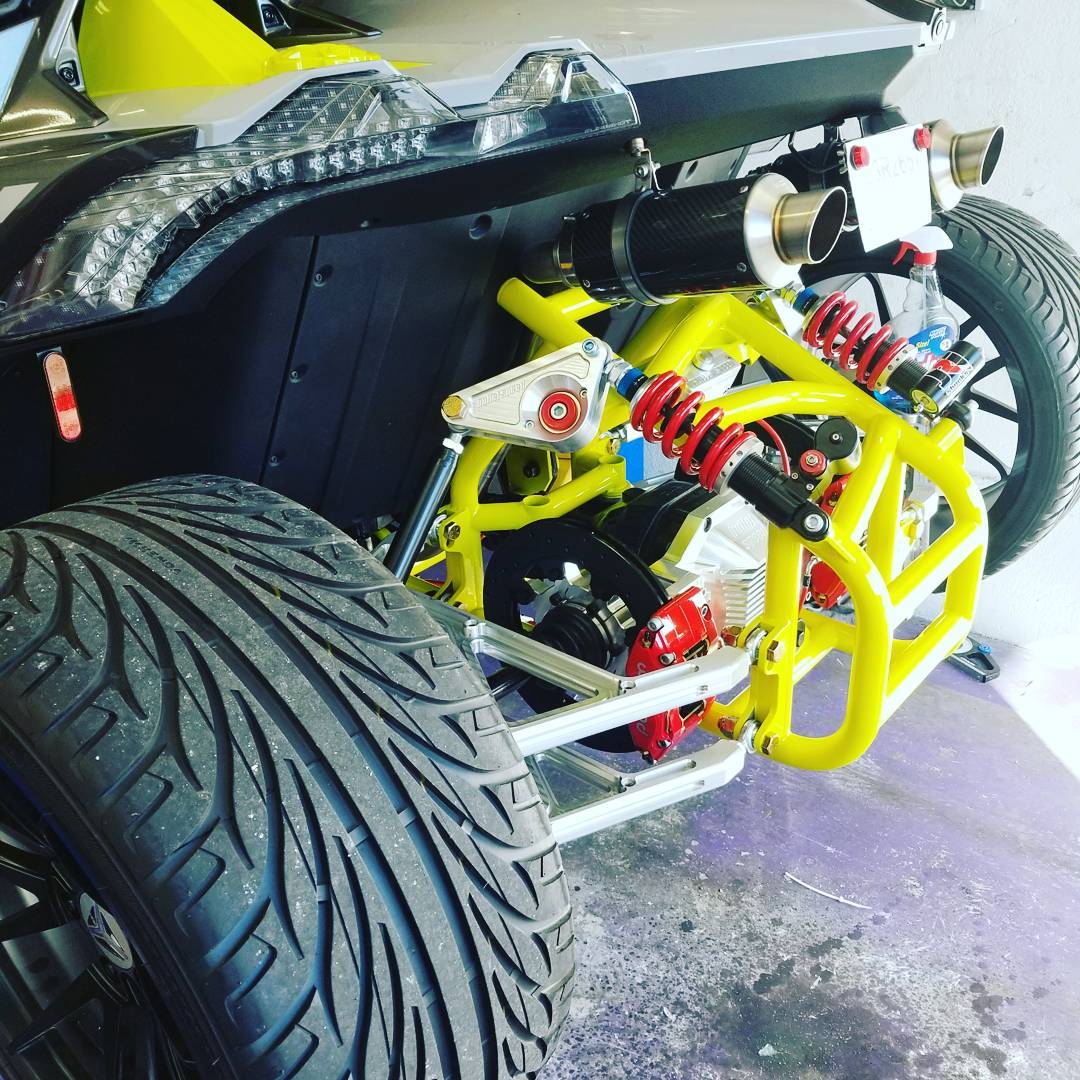 4 Wheel Conversion Kit for the Polaris Slingshot