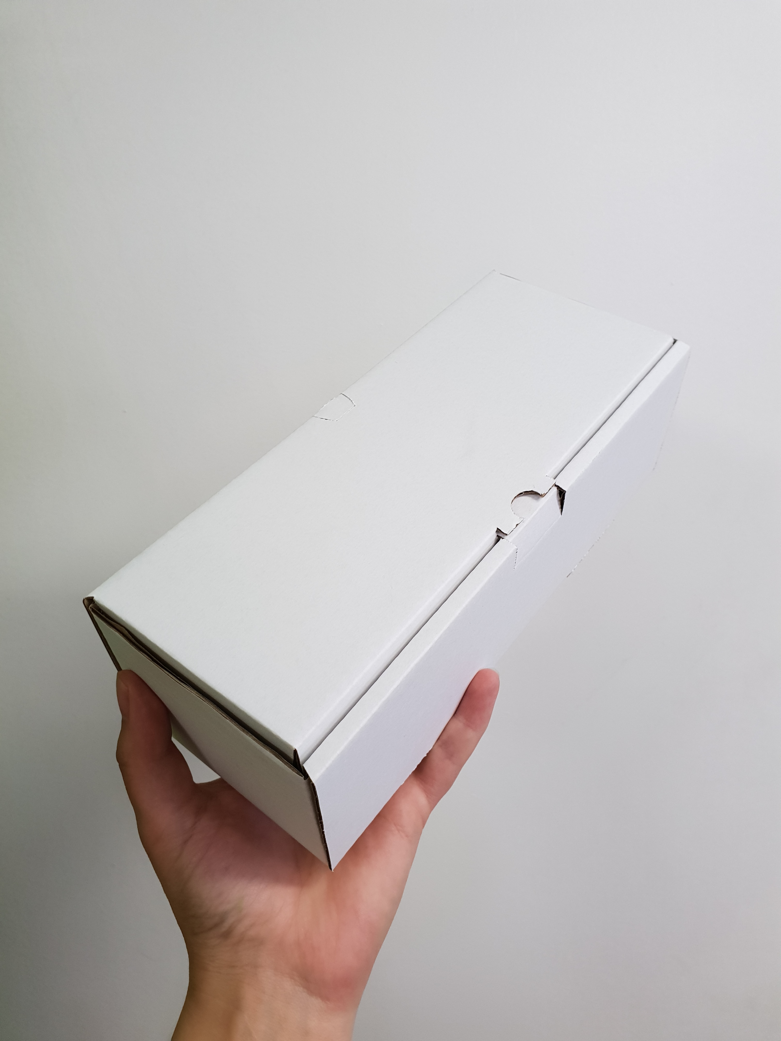 Box Corrugated Sub - 224 x 90 x 67mm - White