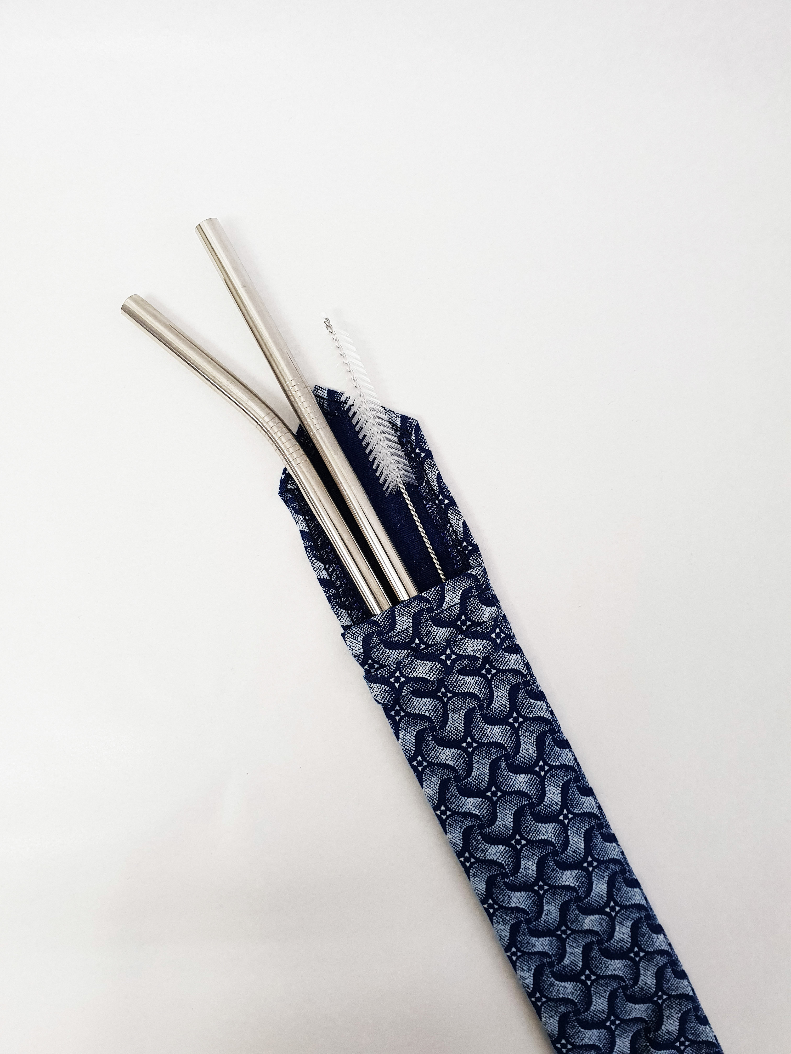 Shweshwe Straw Pouch Blue+White SBS2