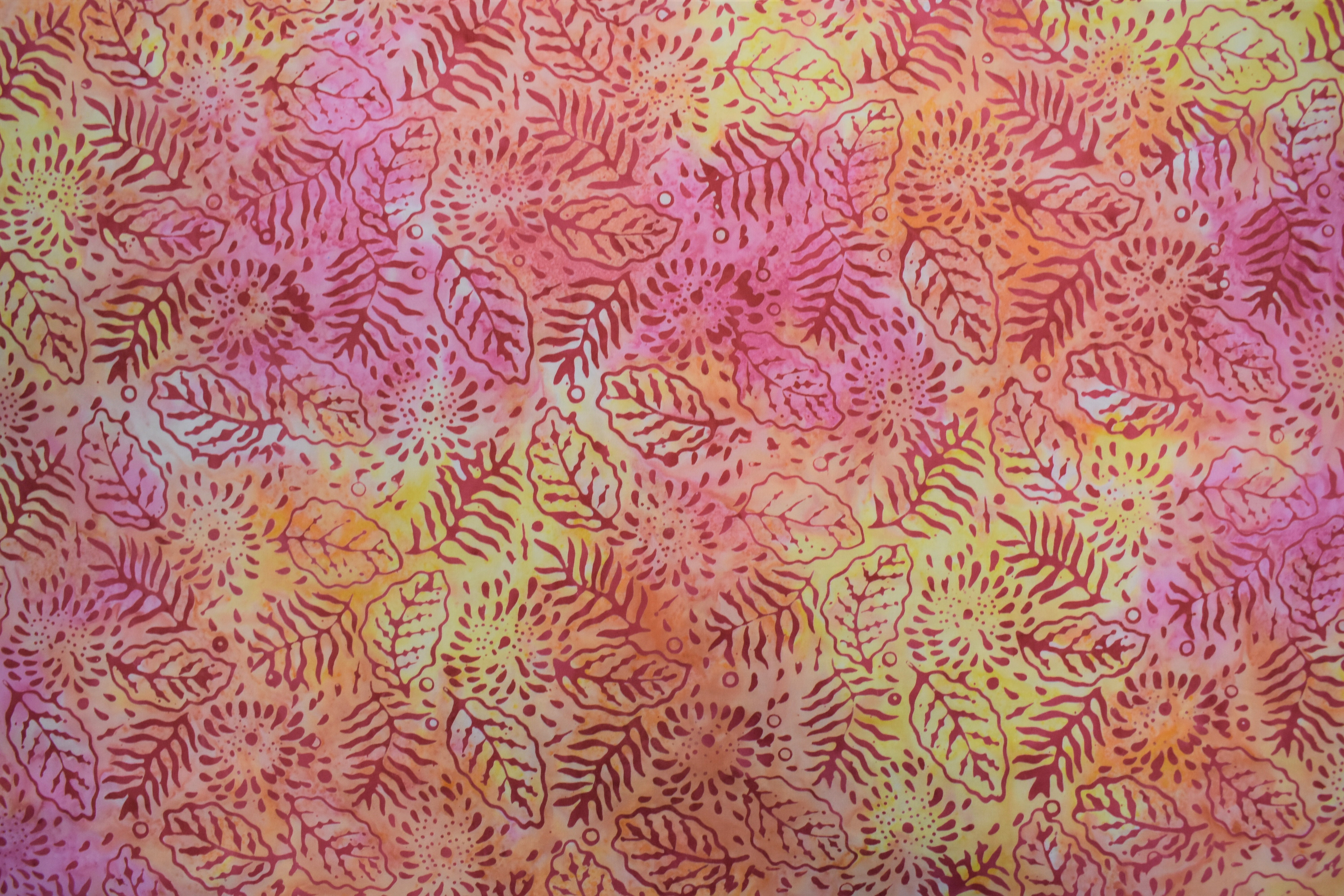 Yellow & Pink Leaves - 1/2m cut LKU1V53G