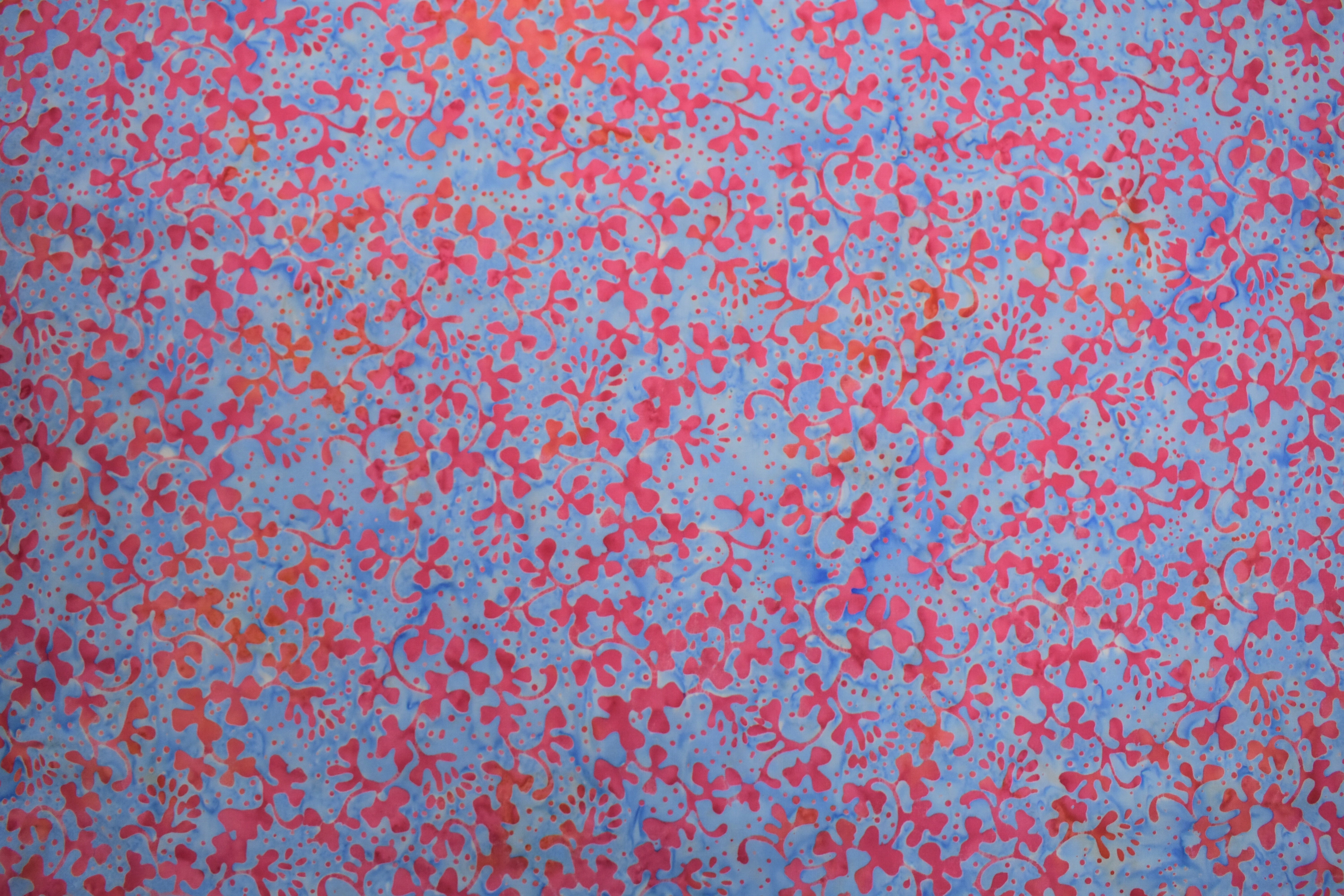 Blue with Pink Vines MKUE91VP