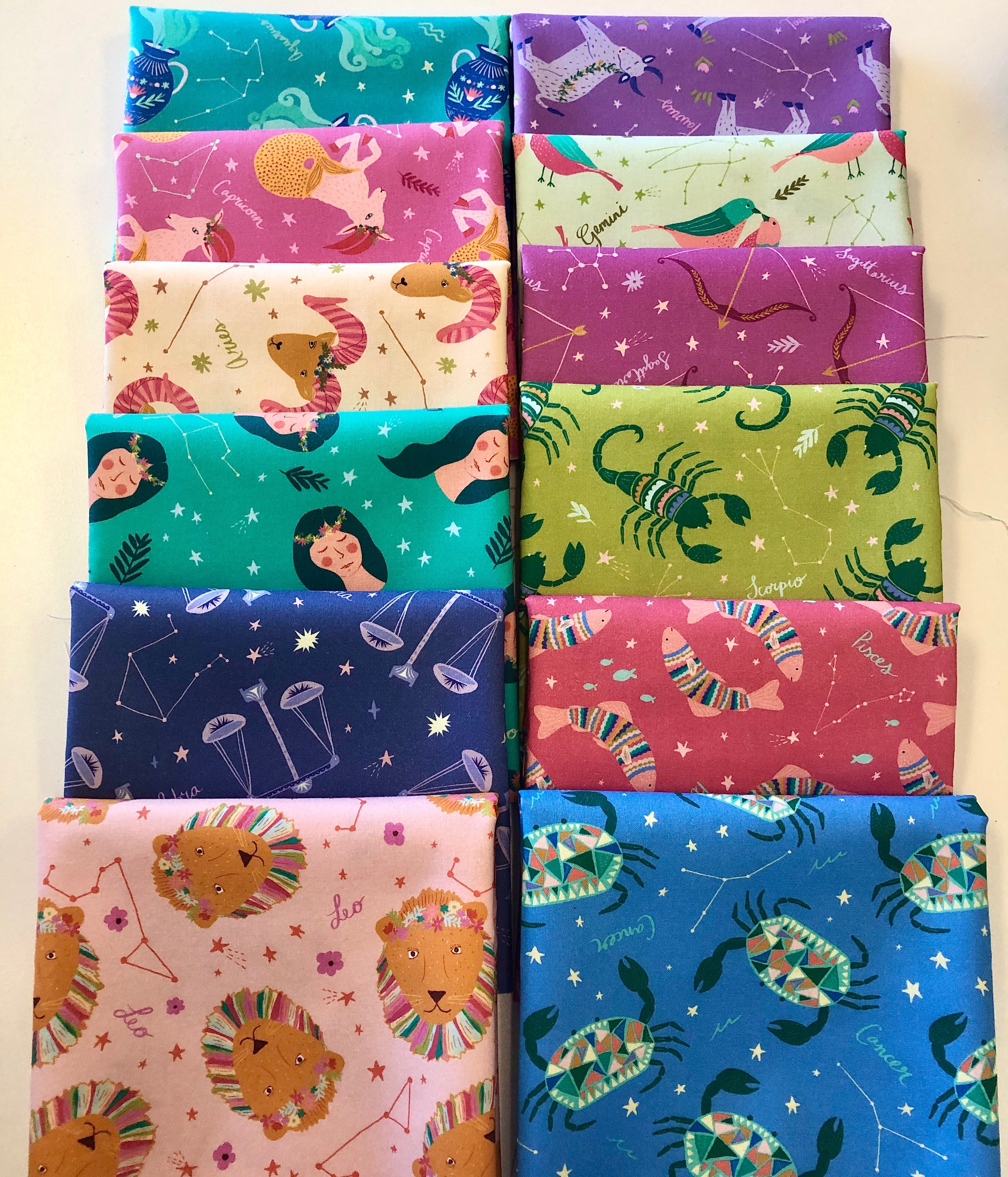 Astrology Fat Quarter Bundle 24HHJKTG
