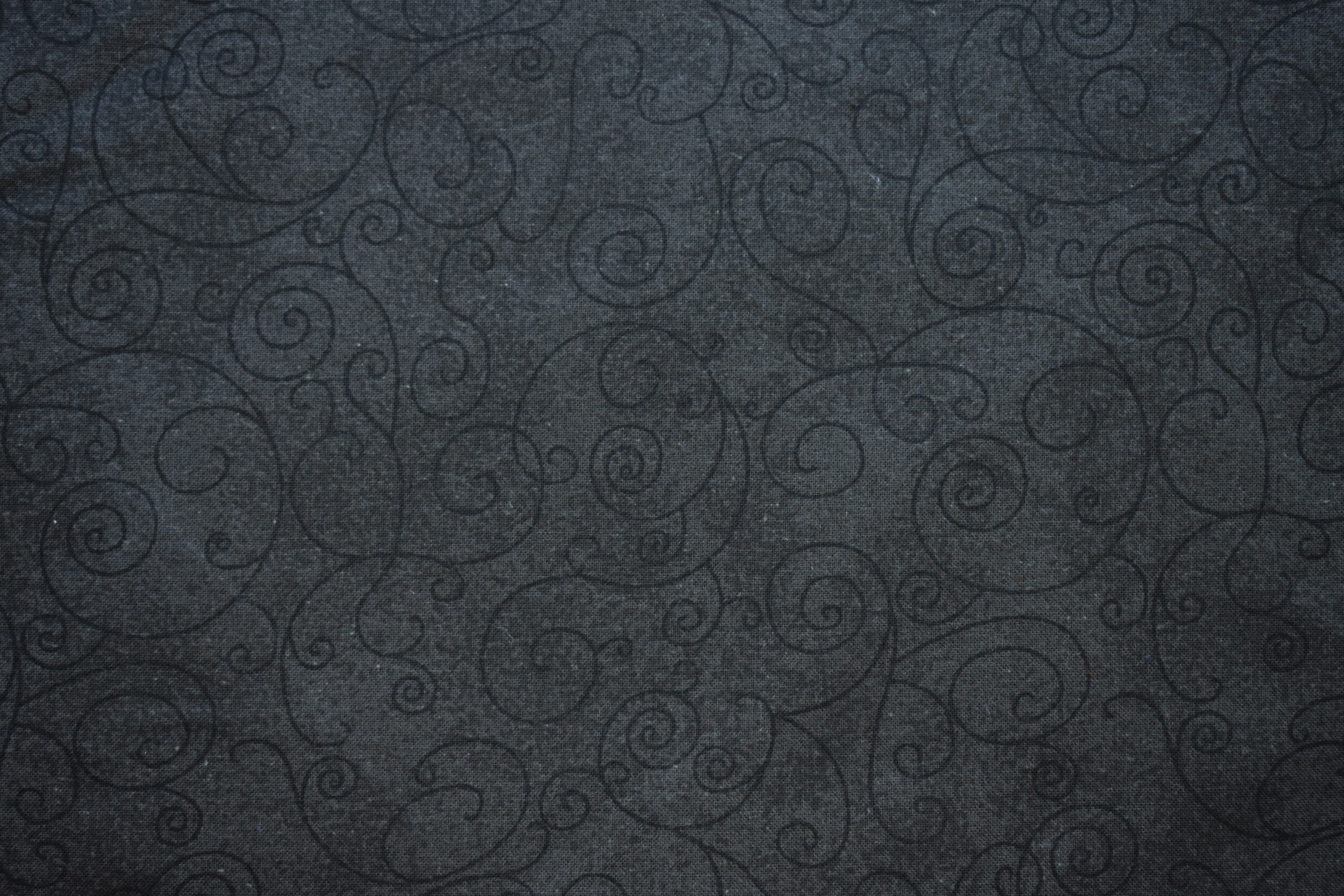 Cotton 108" - Black Swirls CWSRE1D4