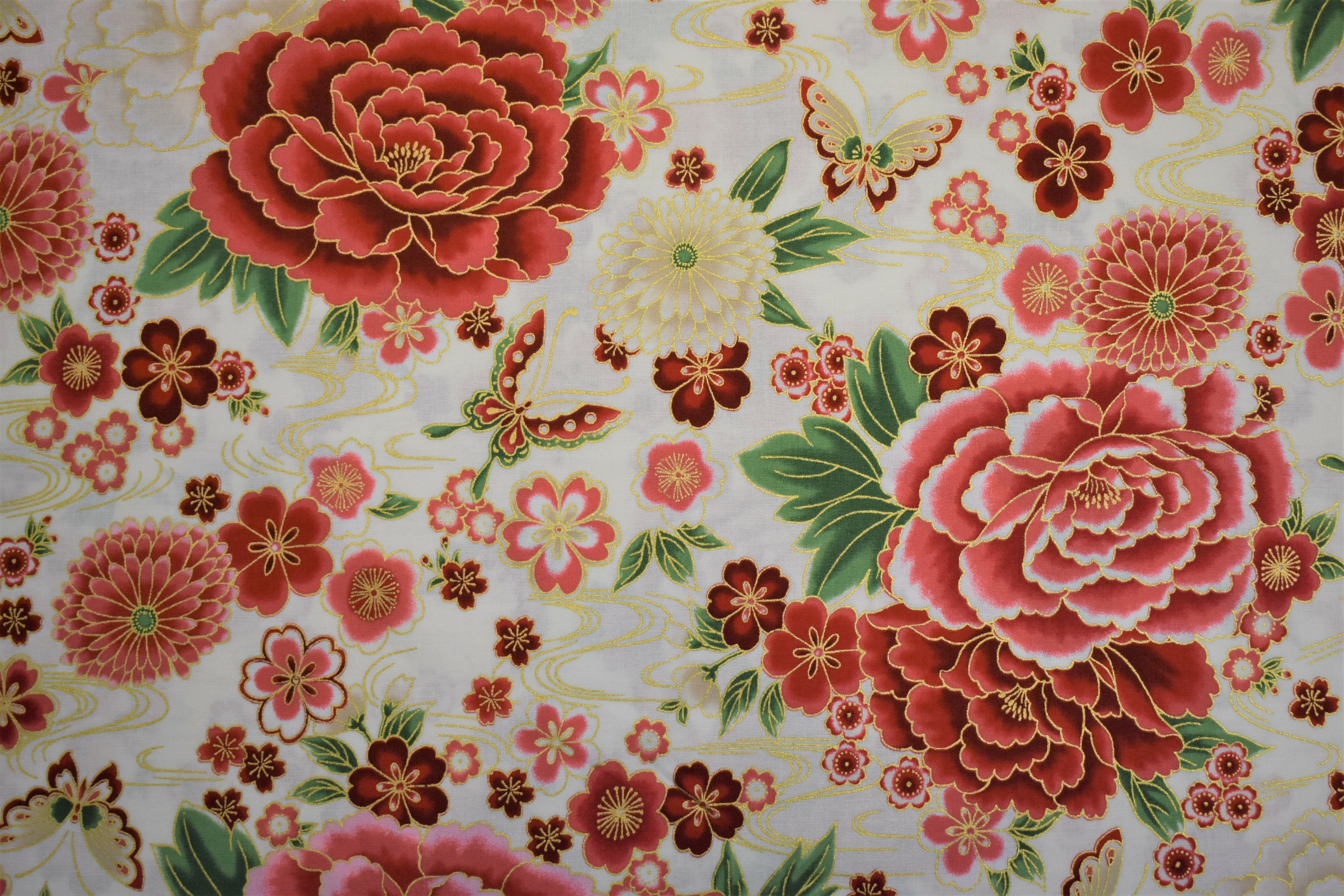 Imperial Collection - Red Flowers - Robert Kaufman 55008