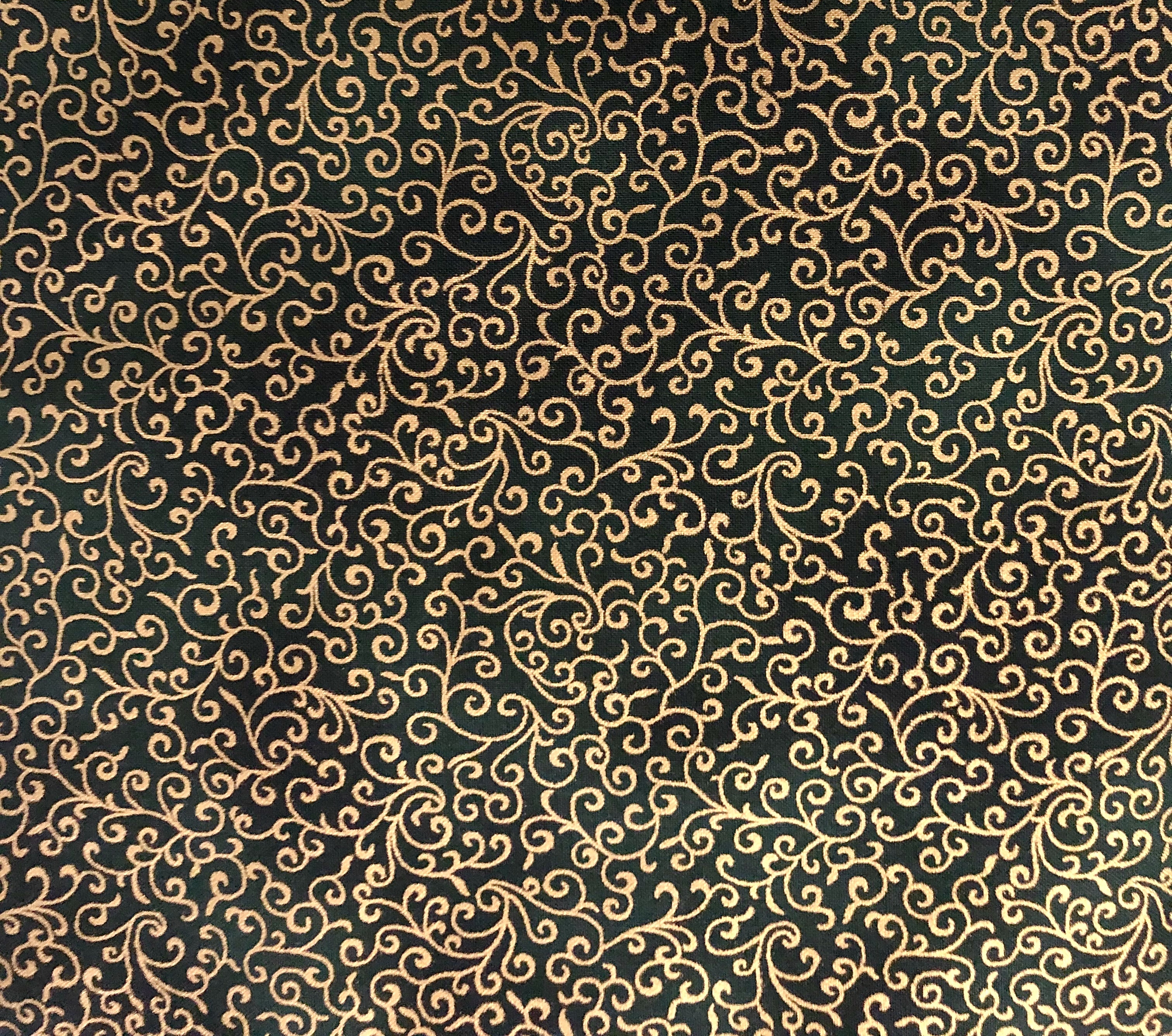 Gold Scroll on Dark Green - 1/2m cut 55334