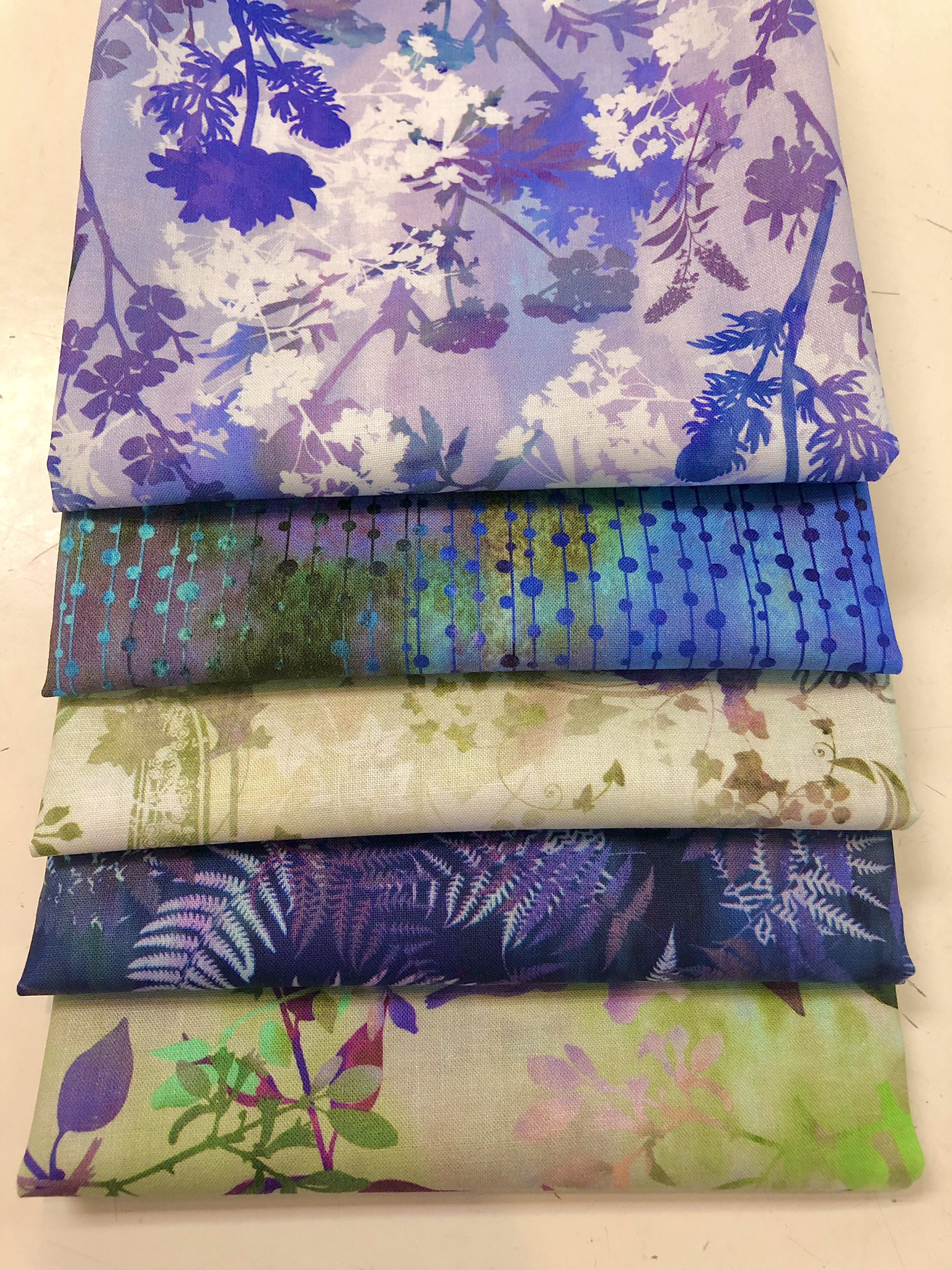 Garden Of Dreams - Purple/Green - Fat Quarter Bundle 55473