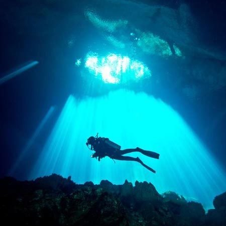 Advanced Open Water Diver Course Advanced Open Water Diver Course