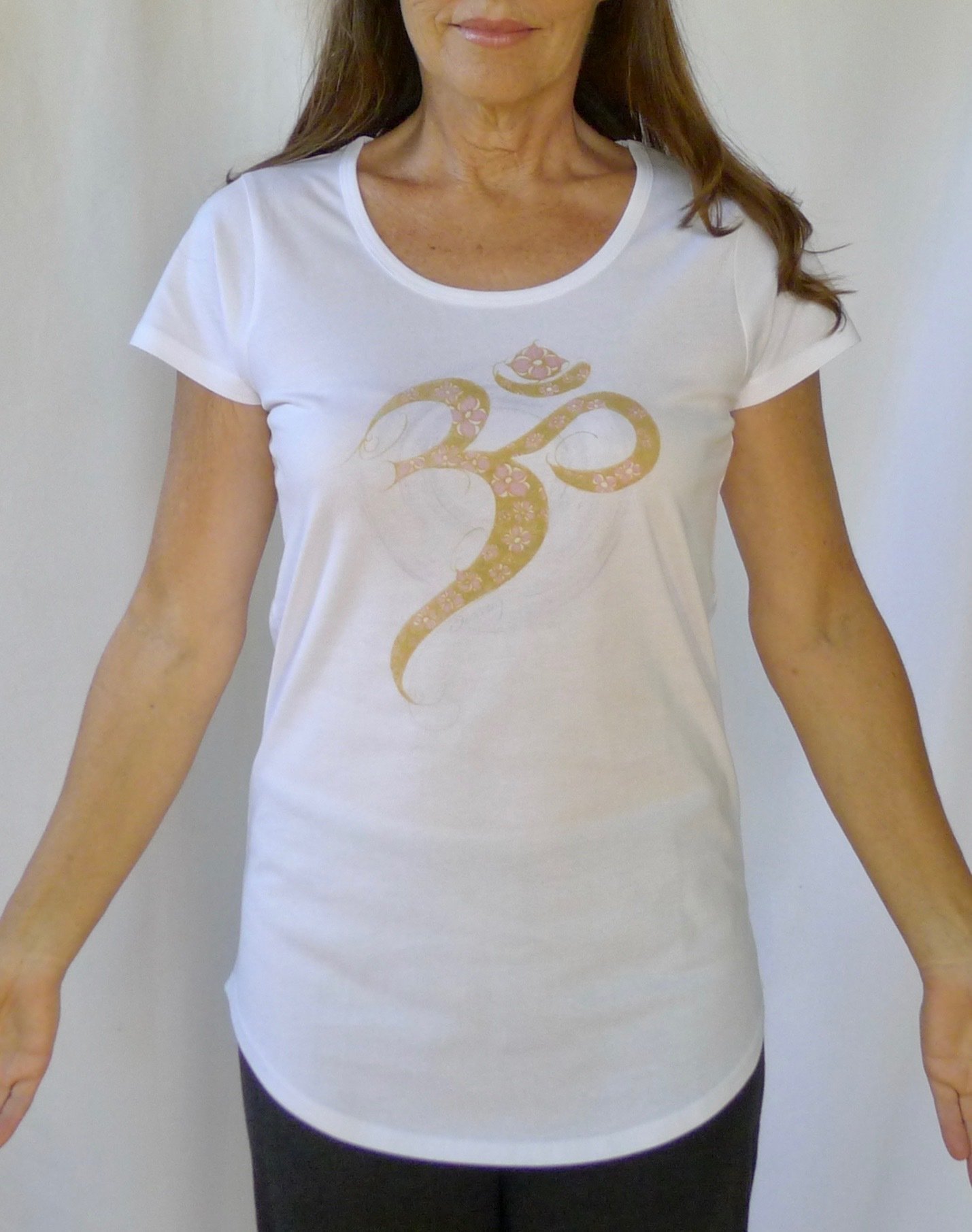 Golden Aum Yoga Tee 00012