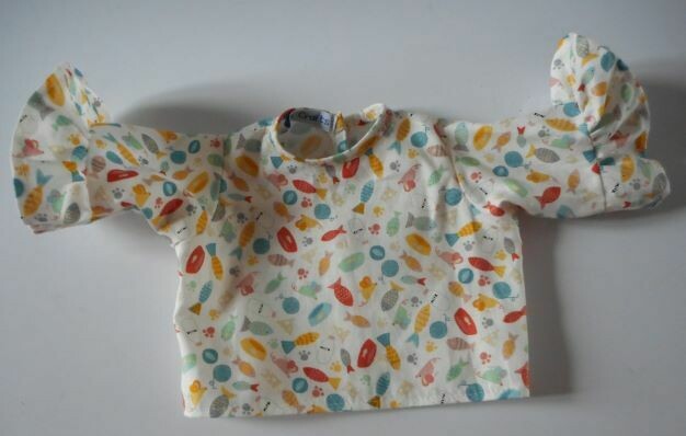 Top, cream print with mice, fish, and other items cat like Top, cream print with mice, fish, and other items cat like