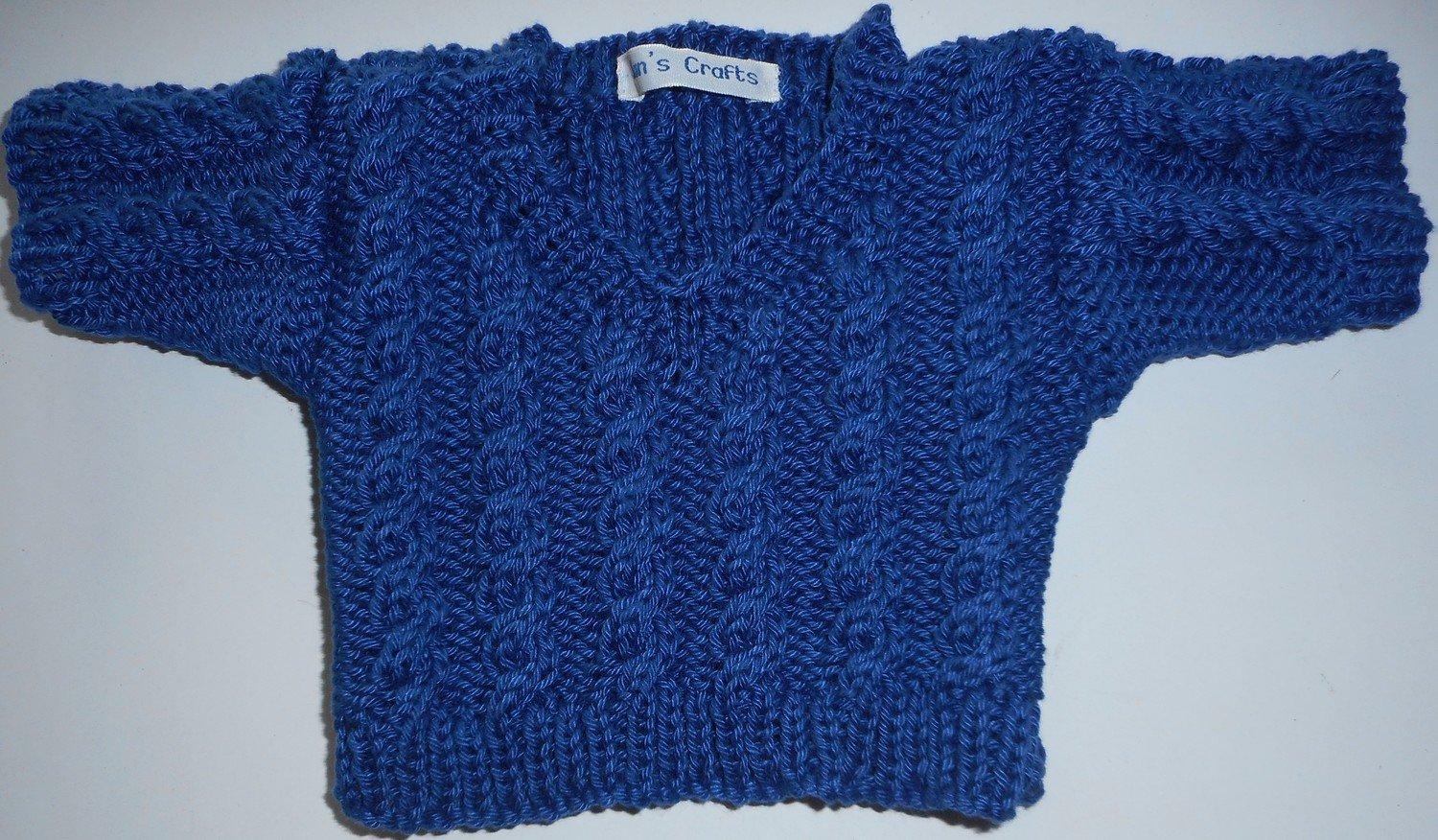 Jumper, blue cable v neck - bear 36cm/ 14 inches high Jumper, blue cable v neck - bear 36cm/ 14 inches high
