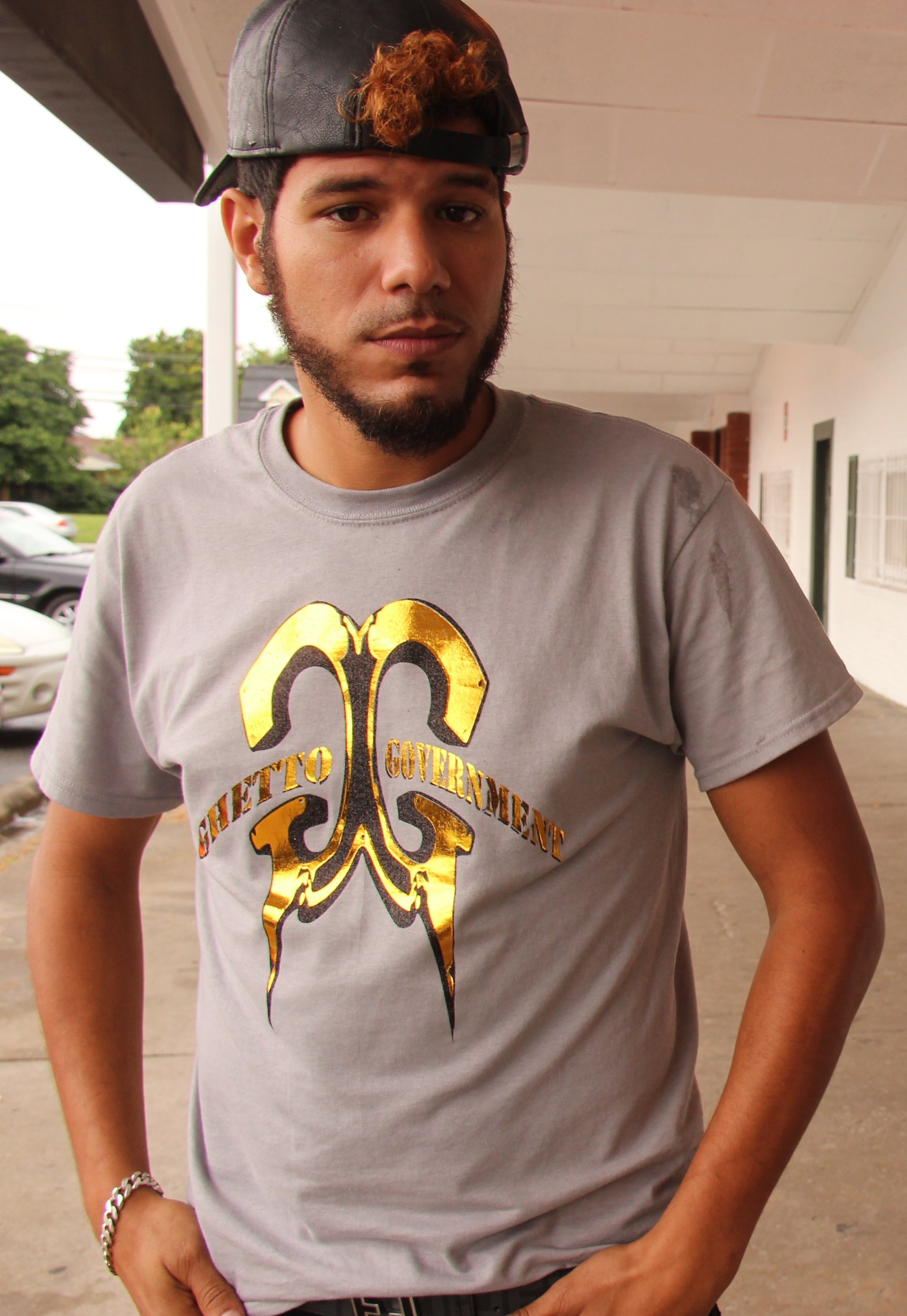 Grey Ghetto Government T-Shirt with Gold/blk Logo 002