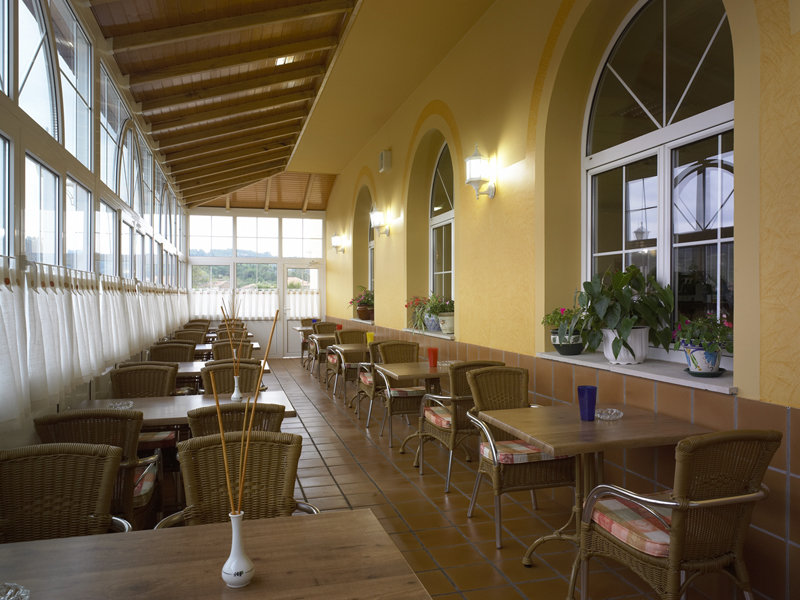Dos Días / Una noche en Habitación Superior y una Cena a la Carta