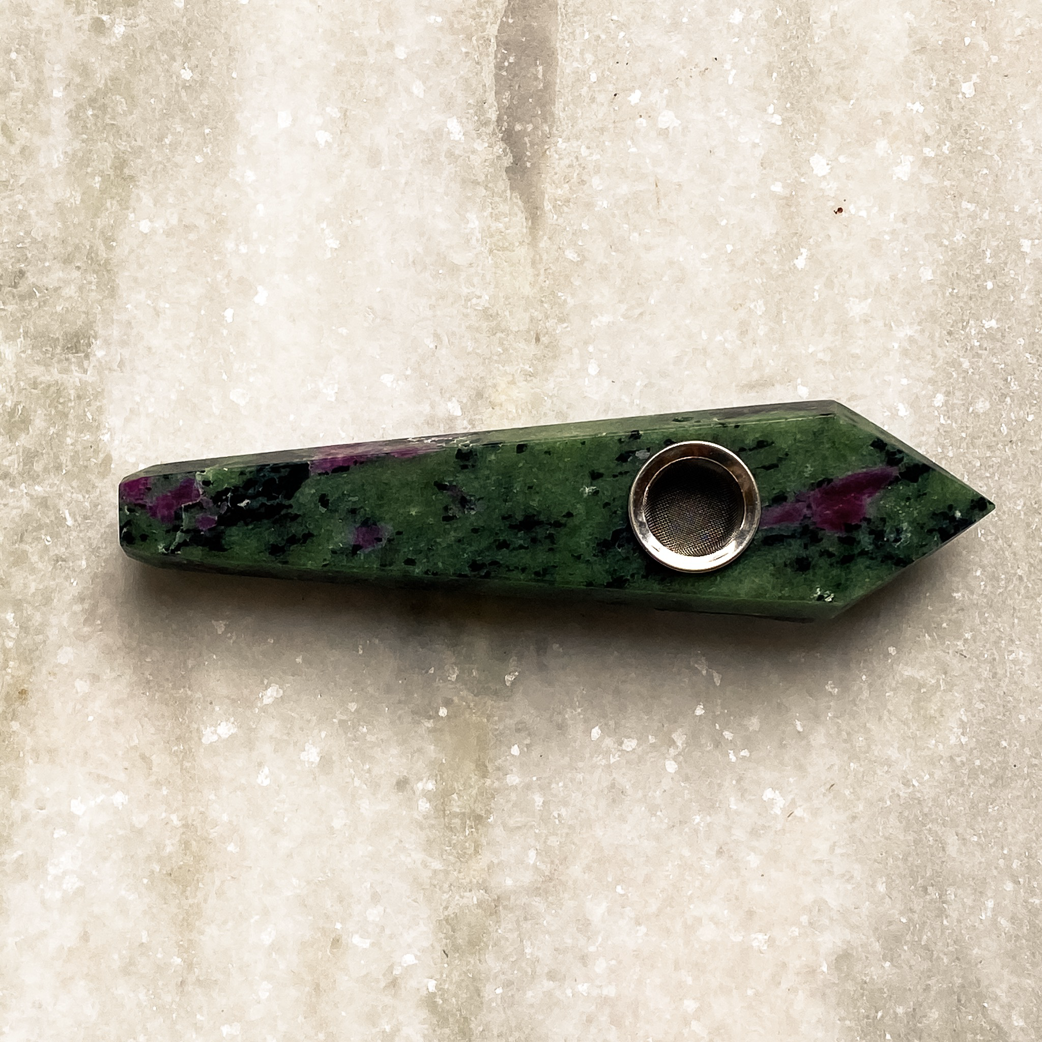 Crystal pipe