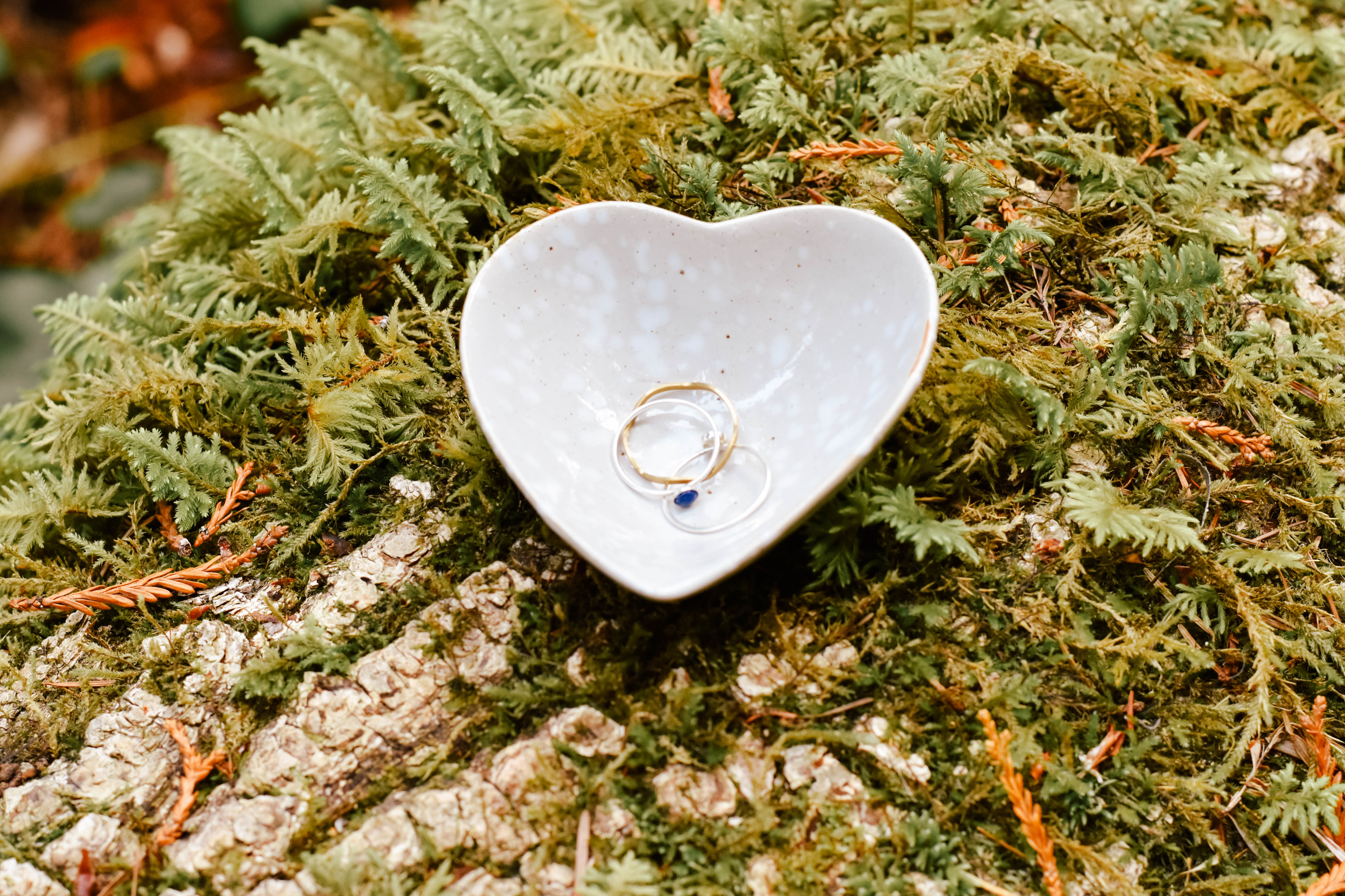 Stoneware heart da8408 ZQS9HJ80KVCK8