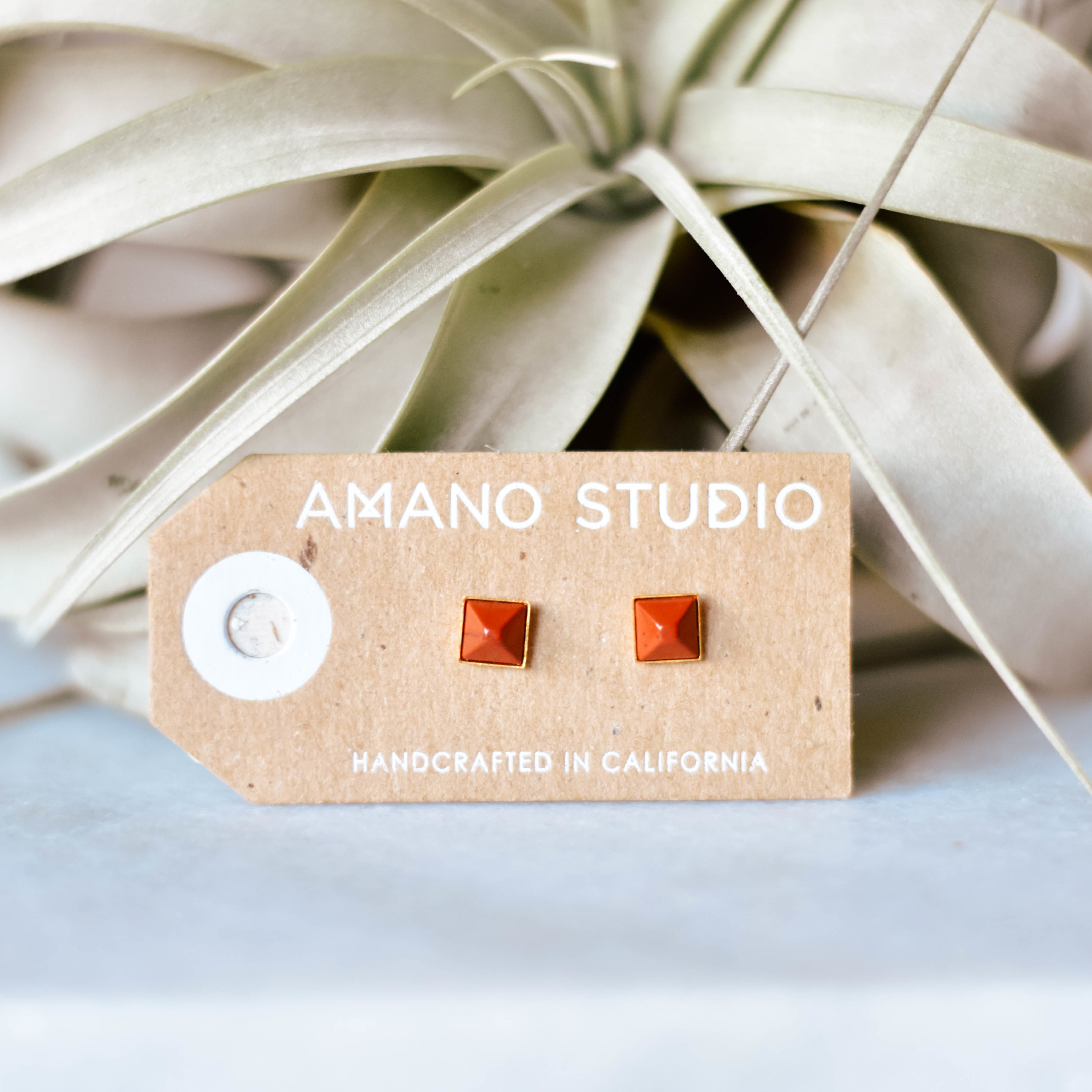 Pyramid Studs 17pm VXD74FEDB8BWJ
