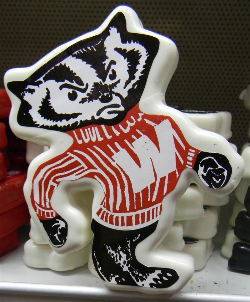 Wisconsin Mild Cheddar Cheese 5.5oz. Bucky Badger 00044