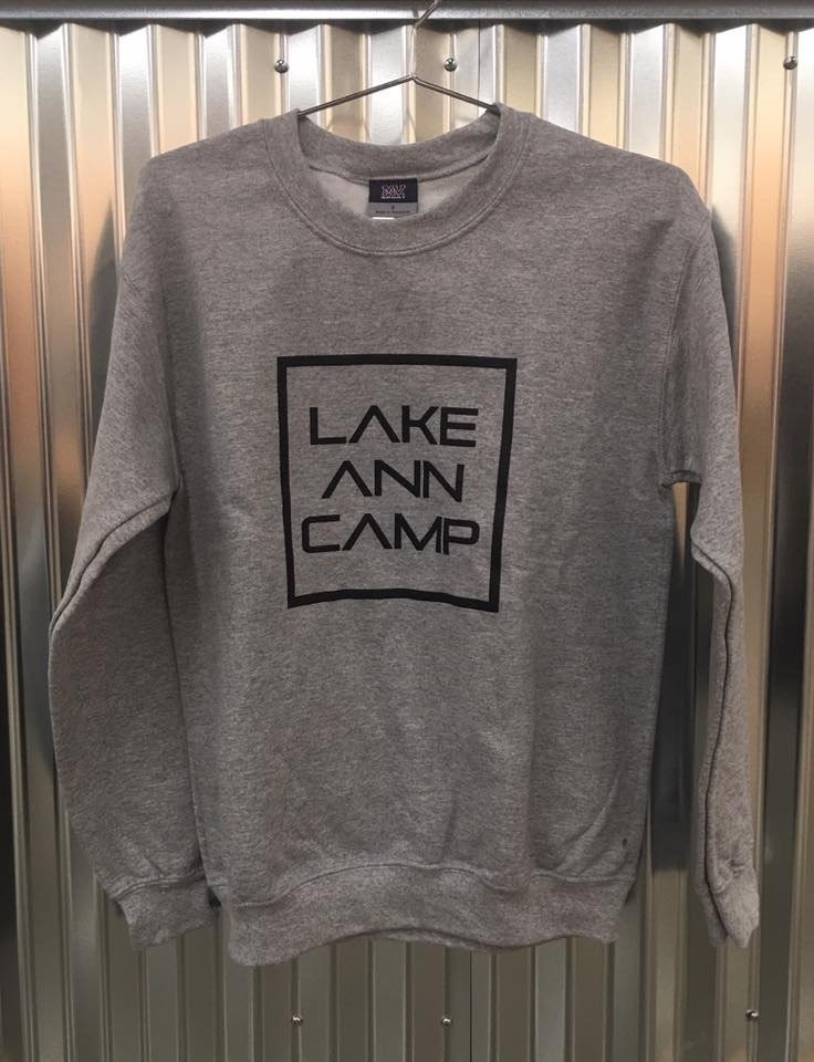 Crew Sweatshirt 589