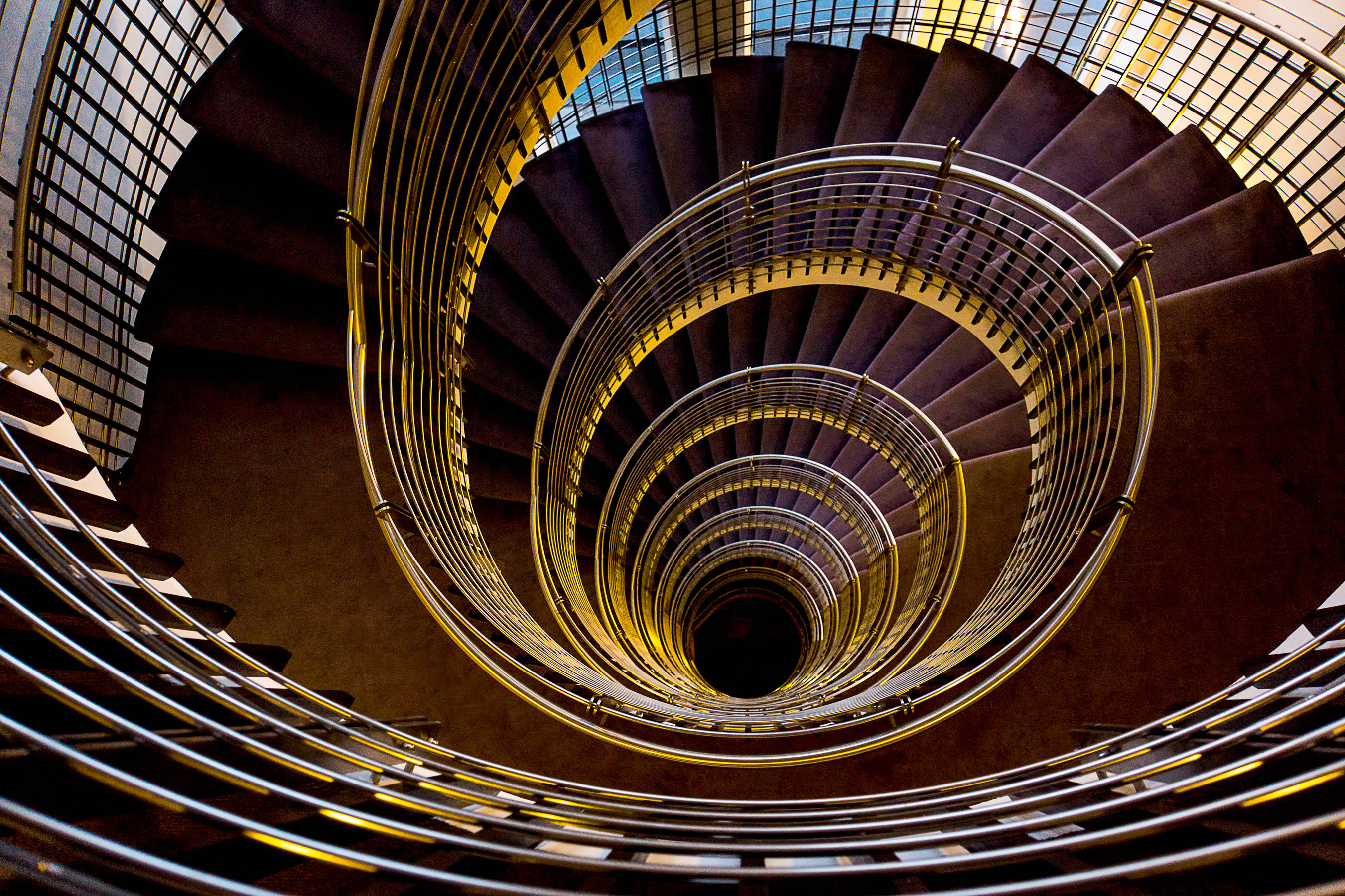 Going Down 002-104